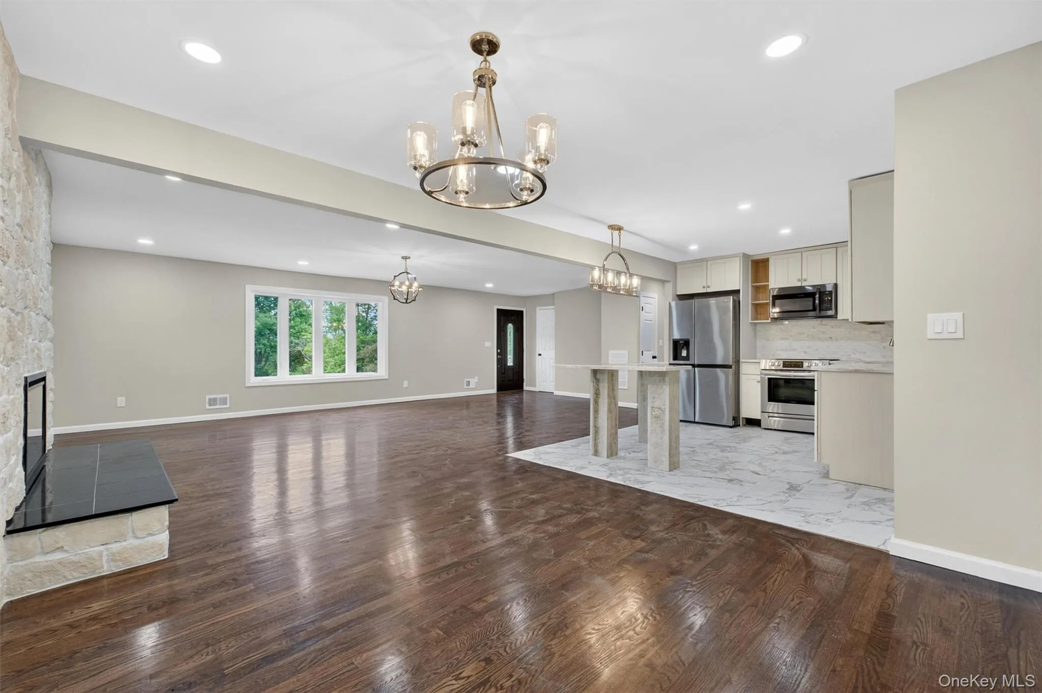 80 Cross Road, La Grange, NY, 4 Bedrooms Bedrooms, 13 Rooms Rooms,3 BathroomsBathrooms,Residential,For Rent,Cross,0,1032011 80 Cross Road, La Grange, NY, 4 Bedrooms Bedrooms, 13 Rooms Rooms,3 BathroomsBathrooms,Residential,For Rent,Cross,0,1032011