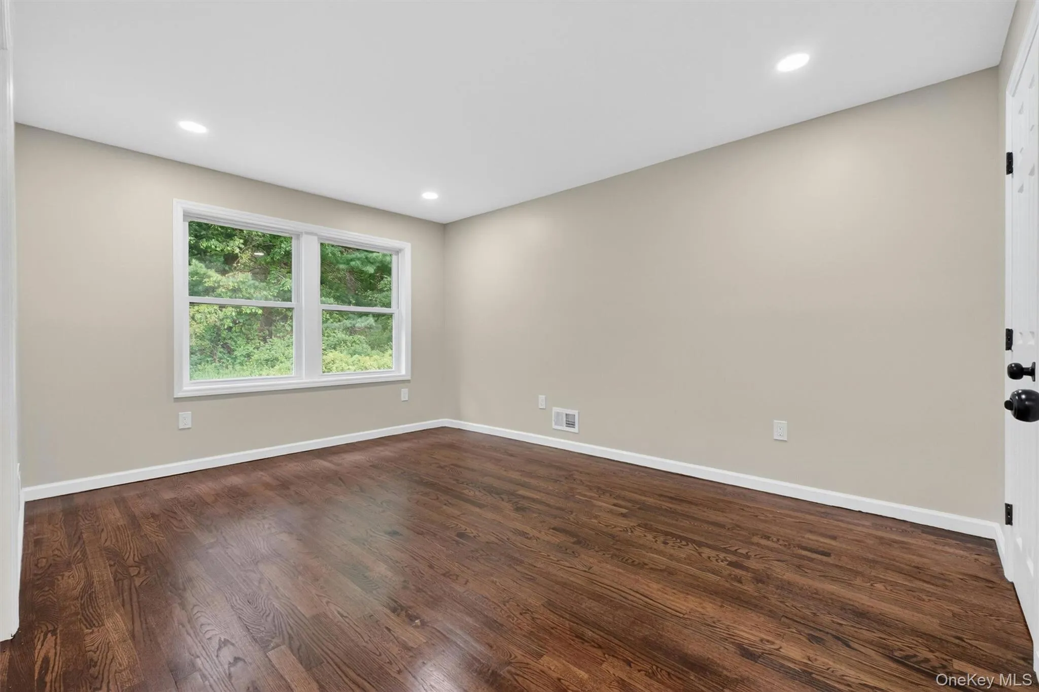 80 Cross Road, La Grange, NY, 4 Bedrooms Bedrooms, 13 Rooms Rooms,3 BathroomsBathrooms,Residential,For Rent,Cross,0,1032011 80 Cross Road, La Grange, NY, 4 Bedrooms Bedrooms, 13 Rooms Rooms,3 BathroomsBathrooms,Residential,For Rent,Cross,0,1032011
