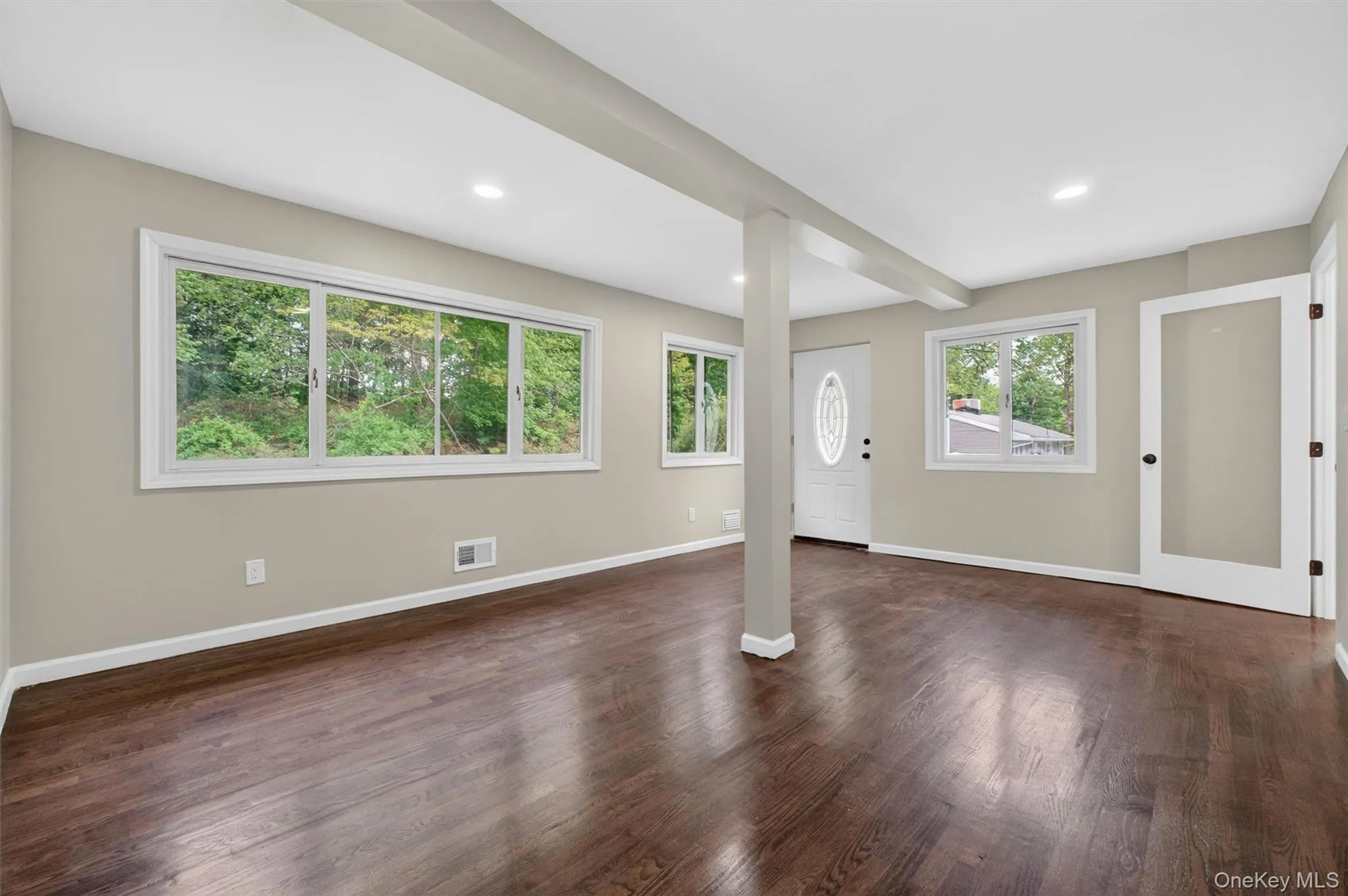 80 Cross Road, La Grange, NY, 4 Bedrooms Bedrooms, 13 Rooms Rooms,3 BathroomsBathrooms,Residential,For Rent,Cross,0,1032011 80 Cross Road, La Grange, NY, 4 Bedrooms Bedrooms, 13 Rooms Rooms,3 BathroomsBathrooms,Residential,For Rent,Cross,0,1032011