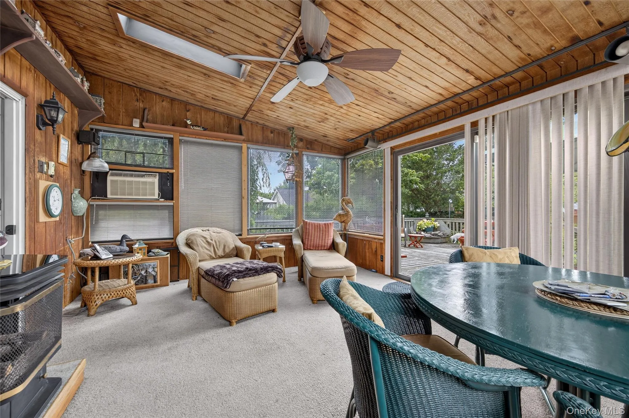42 Cedar Street, Islip, NY, 2 Bedrooms Bedrooms, 5 Rooms Rooms,1 BathroomBathrooms,Residential,For Rent,Cedar,0,1032012 42 Cedar Street, Islip, NY, 2 Bedrooms Bedrooms, 5 Rooms Rooms,1 BathroomBathrooms,Residential,For Rent,Cedar,0,1032012