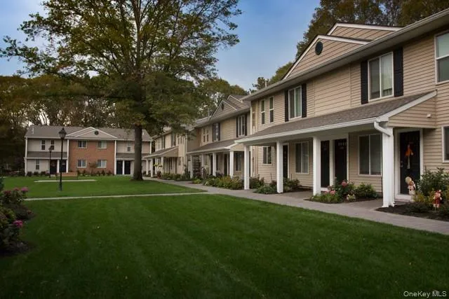 8 Country Club Drive, Brookhaven, NY, 1 Bedroom Bedrooms, 4 Rooms Rooms,1 BathroomBathrooms,Residential Lease,For Rent,Country Club,0,1032014 8 Country Club Drive, Brookhaven, NY, 1 Bedroom Bedrooms, 4 Rooms Rooms,1 BathroomBathrooms,Residential Lease,For Rent,Country Club,0,1032014