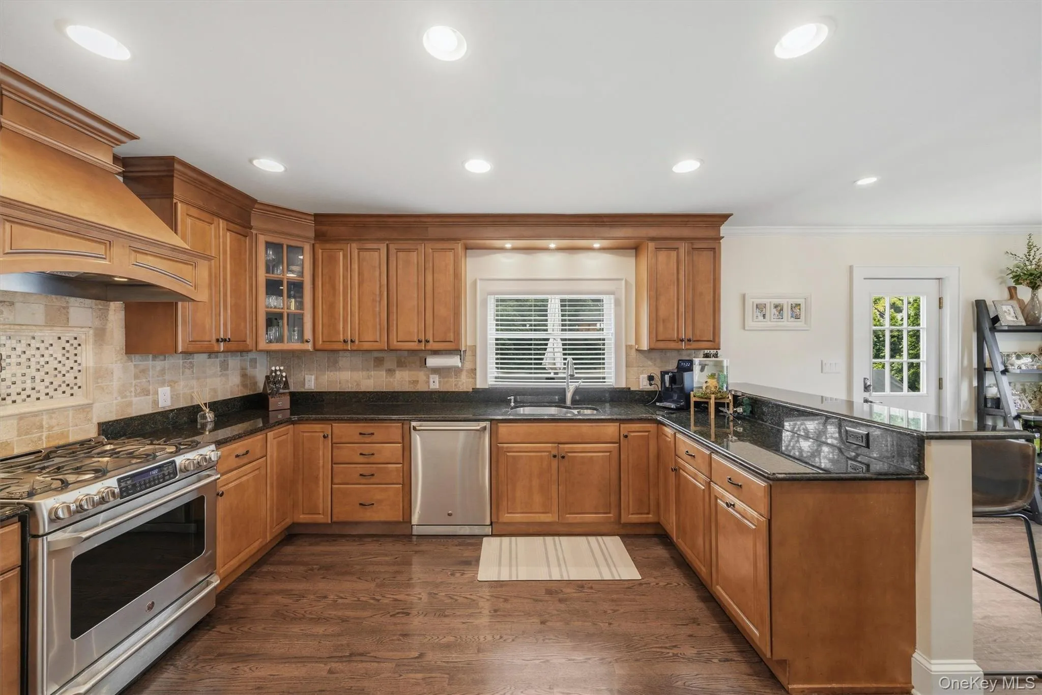 356 Marietta Avenue, Mount Pleasant, NY, 3 Bedrooms Bedrooms, 6 Rooms Rooms,2 BathroomsBathrooms,Residential,For Rent,Marietta,0,1032015 356 Marietta Avenue, Mount Pleasant, NY, 3 Bedrooms Bedrooms, 6 Rooms Rooms,2 BathroomsBathrooms,Residential,For Rent,Marietta,0,1032015