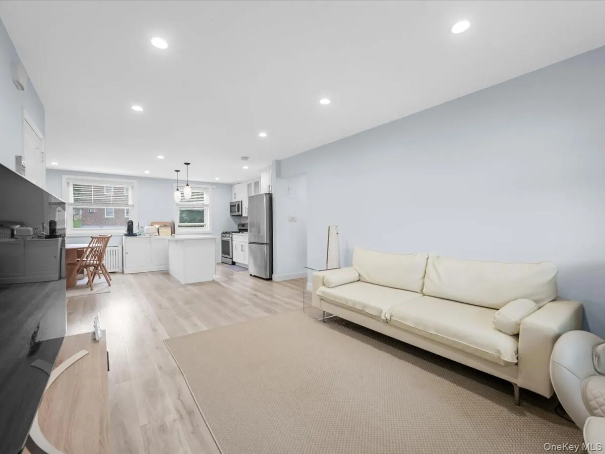 249-20 57TH Avenue, New York, NY, 2 Bedrooms Bedrooms, 5 Rooms Rooms,1 BathroomBathrooms,Residential,For Rent,57TH,0,1032016 249-20 57TH Avenue, New York, NY, 2 Bedrooms Bedrooms, 5 Rooms Rooms,1 BathroomBathrooms,Residential,For Rent,57TH,0,1032016