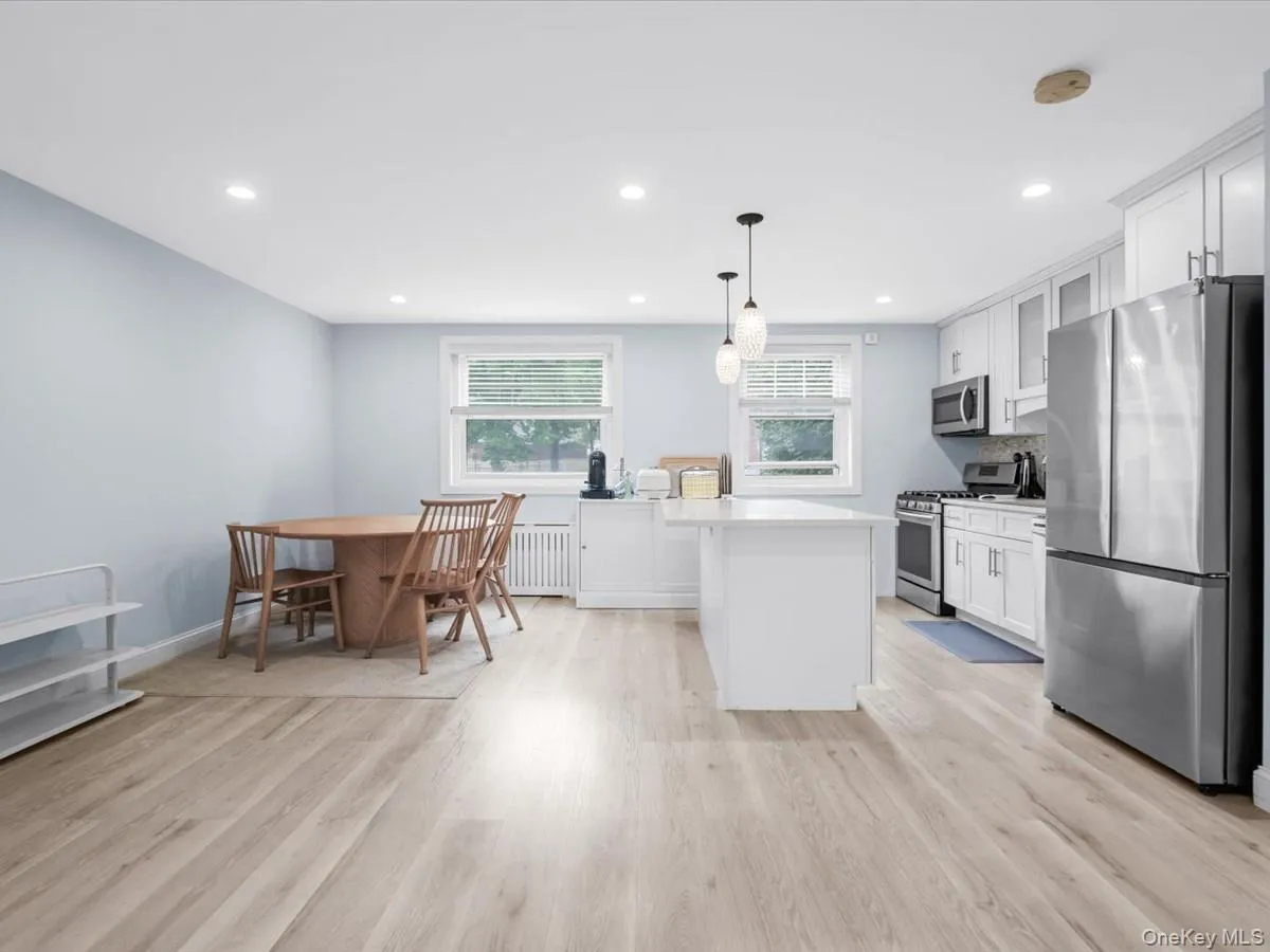 249-20 57TH Avenue, New York, NY, 2 Bedrooms Bedrooms, 5 Rooms Rooms,1 BathroomBathrooms,Residential,For Rent,57TH,0,1032016 249-20 57TH Avenue, New York, NY, 2 Bedrooms Bedrooms, 5 Rooms Rooms,1 BathroomBathrooms,Residential,For Rent,57TH,0,1032016