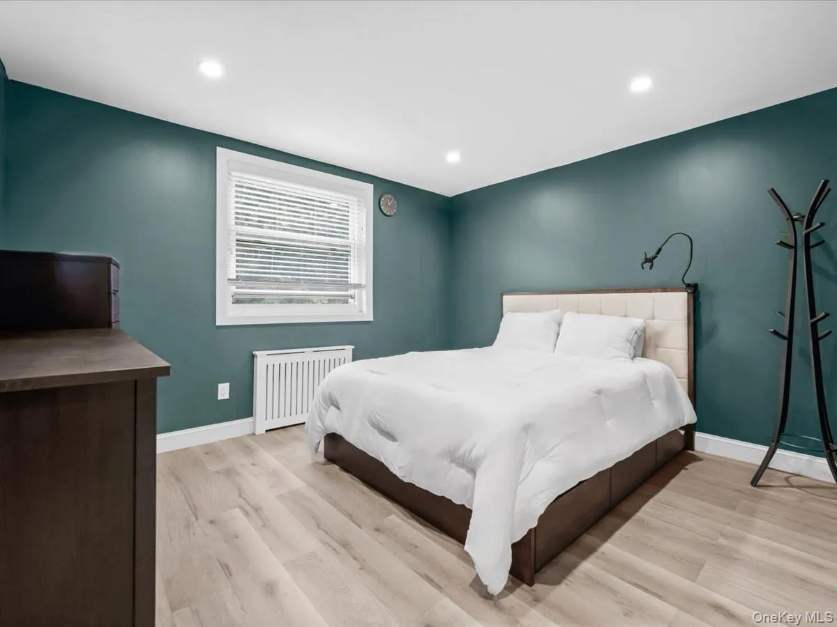 249-20 57TH Avenue, New York, NY, 2 Bedrooms Bedrooms, 5 Rooms Rooms,1 BathroomBathrooms,Residential,For Rent,57TH,0,1032016 249-20 57TH Avenue, New York, NY, 2 Bedrooms Bedrooms, 5 Rooms Rooms,1 BathroomBathrooms,Residential,For Rent,57TH,0,1032016