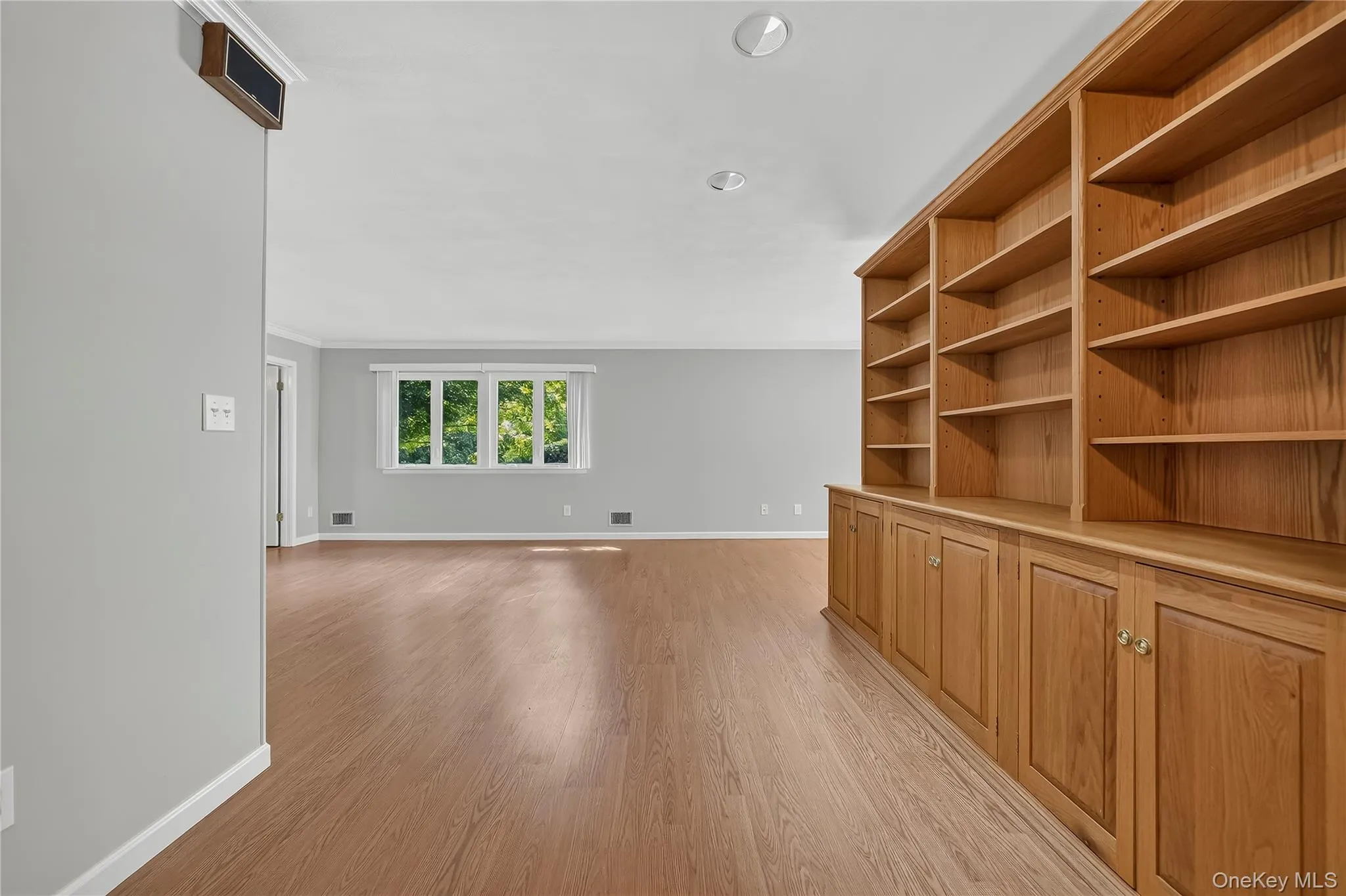 Beautiful built ins for all your decorative nd storage needs Beautiful built ins for all your decorative nd storage needs