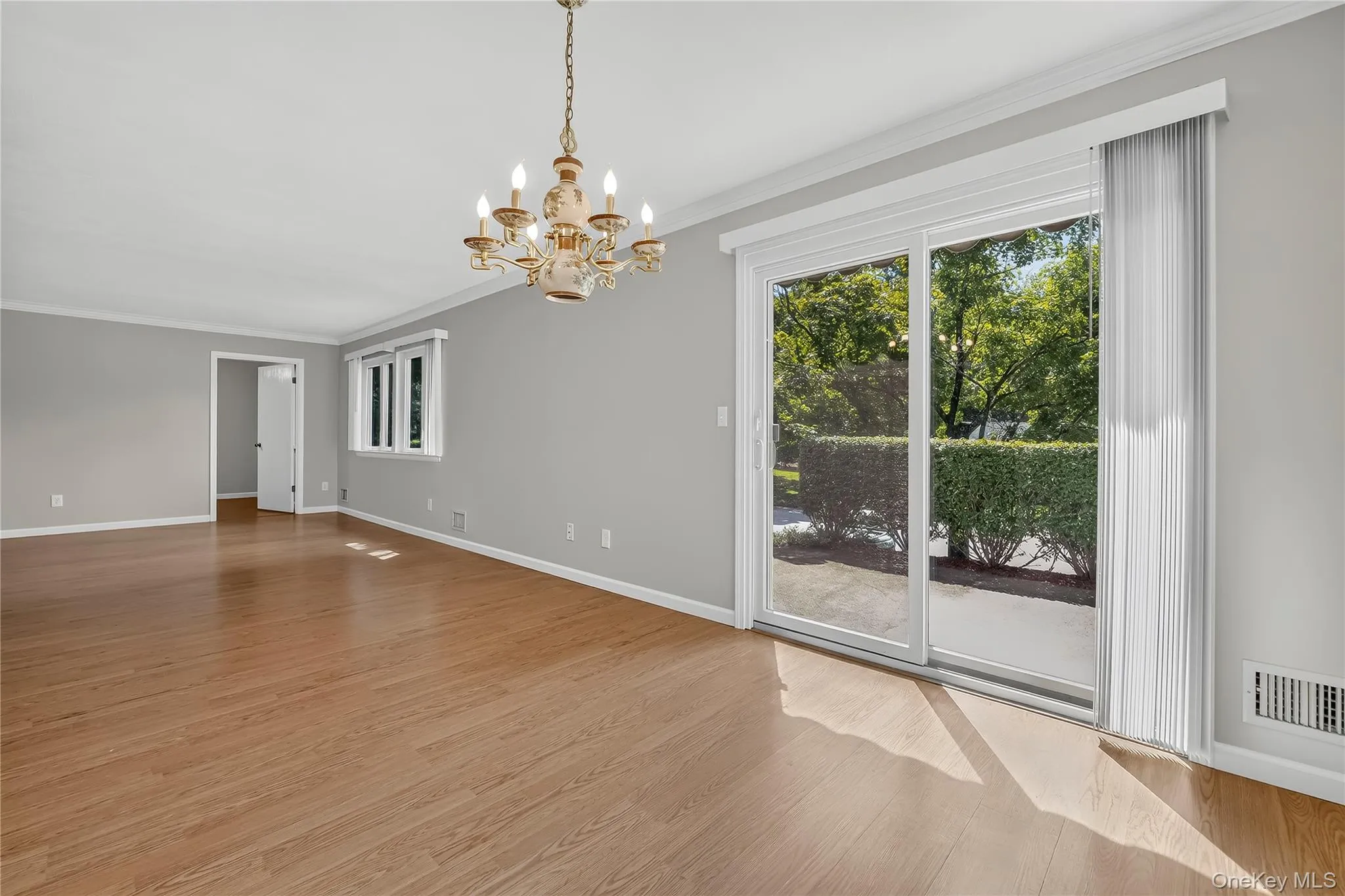 Open floor plan dining room and living room Open floor plan dining room and living room