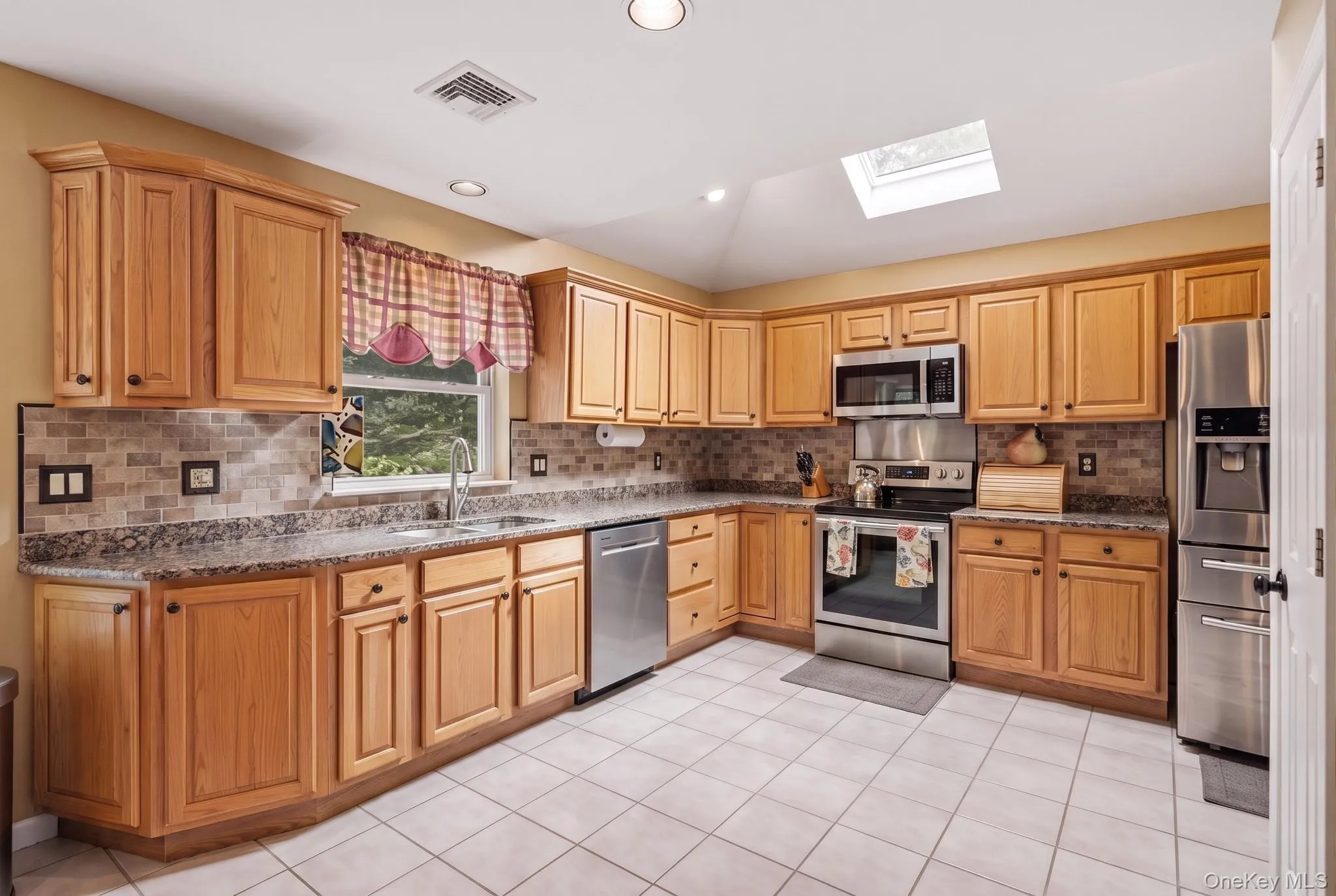 17 Terry Road, Monroe, NY, 3 Bedrooms Bedrooms, 7 Rooms Rooms,2 BathroomsBathrooms,Residential,For Rent,Terry,0,1032028 17 Terry Road, Monroe, NY, 3 Bedrooms Bedrooms, 7 Rooms Rooms,2 BathroomsBathrooms,Residential,For Rent,Terry,0,1032028