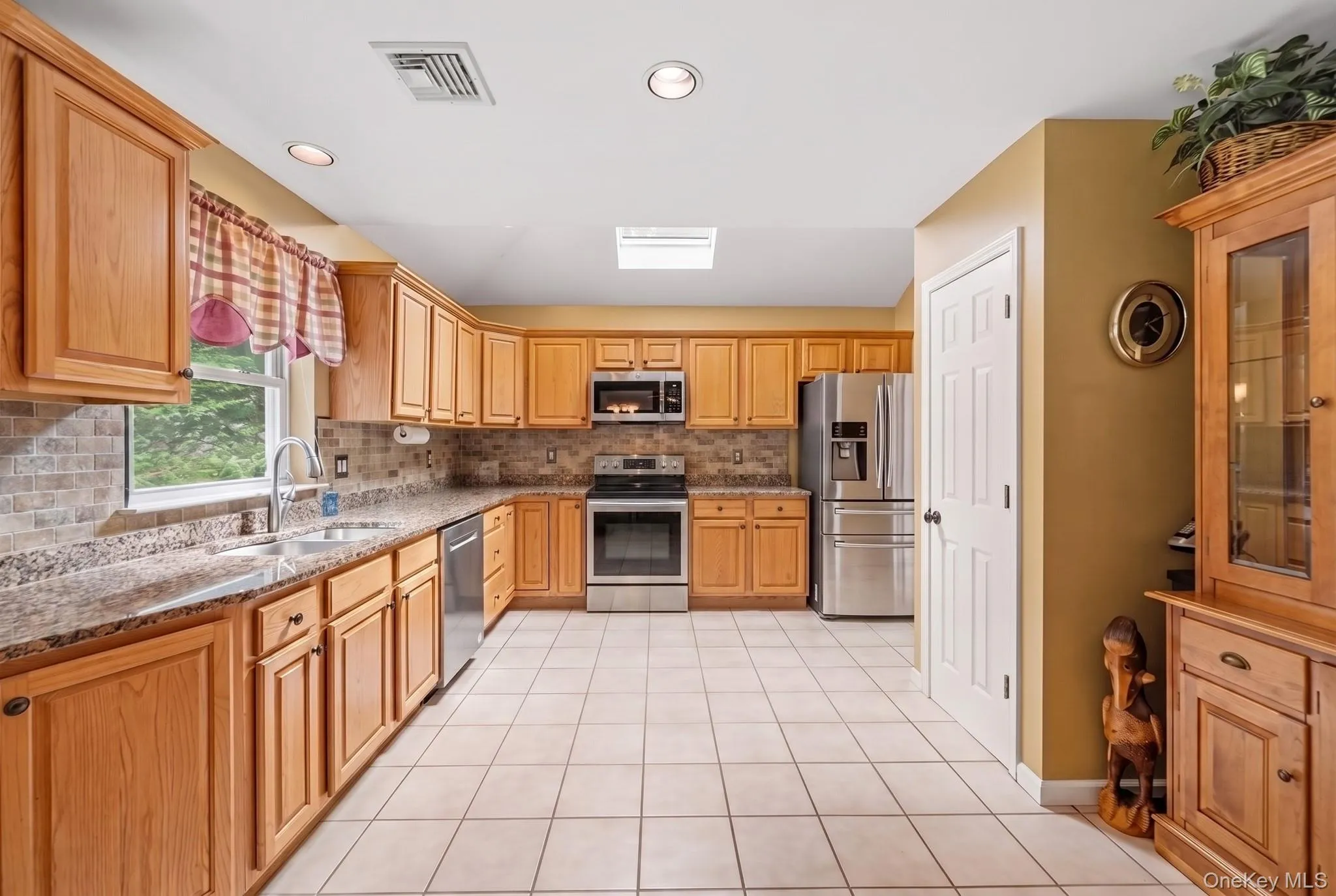 17 Terry Road, Monroe, NY, 3 Bedrooms Bedrooms, 7 Rooms Rooms,2 BathroomsBathrooms,Residential,For Rent,Terry,0,1032028 17 Terry Road, Monroe, NY, 3 Bedrooms Bedrooms, 7 Rooms Rooms,2 BathroomsBathrooms,Residential,For Rent,Terry,0,1032028