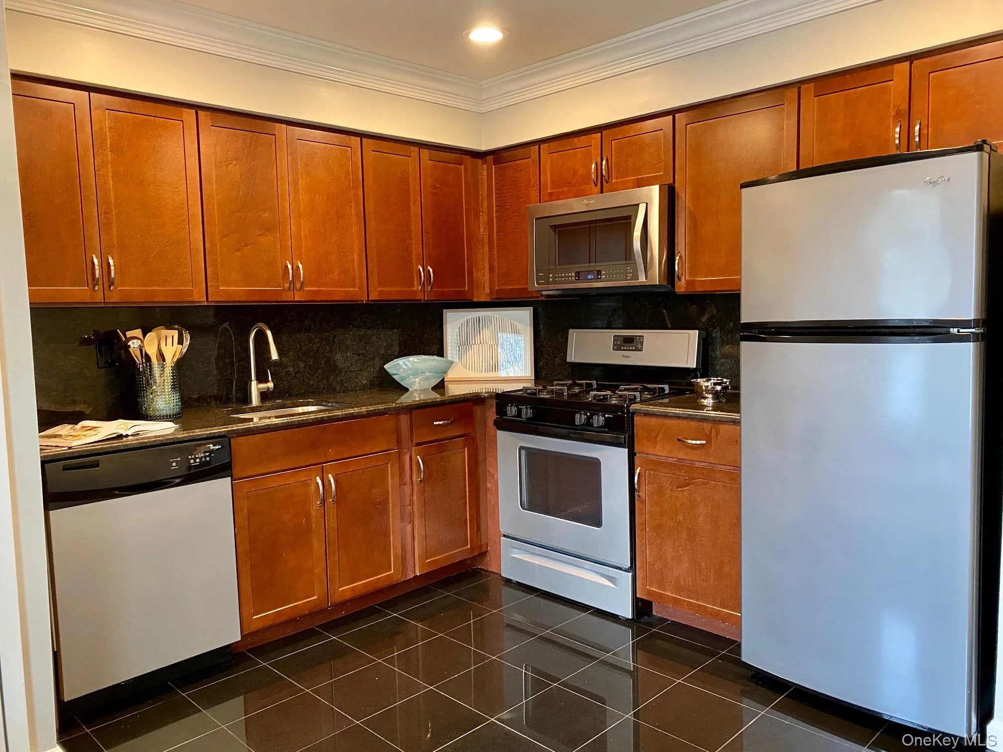 24 Country Club Drive, Brookhaven, NY, 2 Bedrooms Bedrooms, 5 Rooms Rooms,1 BathroomBathrooms,Residential Lease,For Rent,Country Club,0,1032029 24 Country Club Drive, Brookhaven, NY, 2 Bedrooms Bedrooms, 5 Rooms Rooms,1 BathroomBathrooms,Residential Lease,For Rent,Country Club,0,1032029