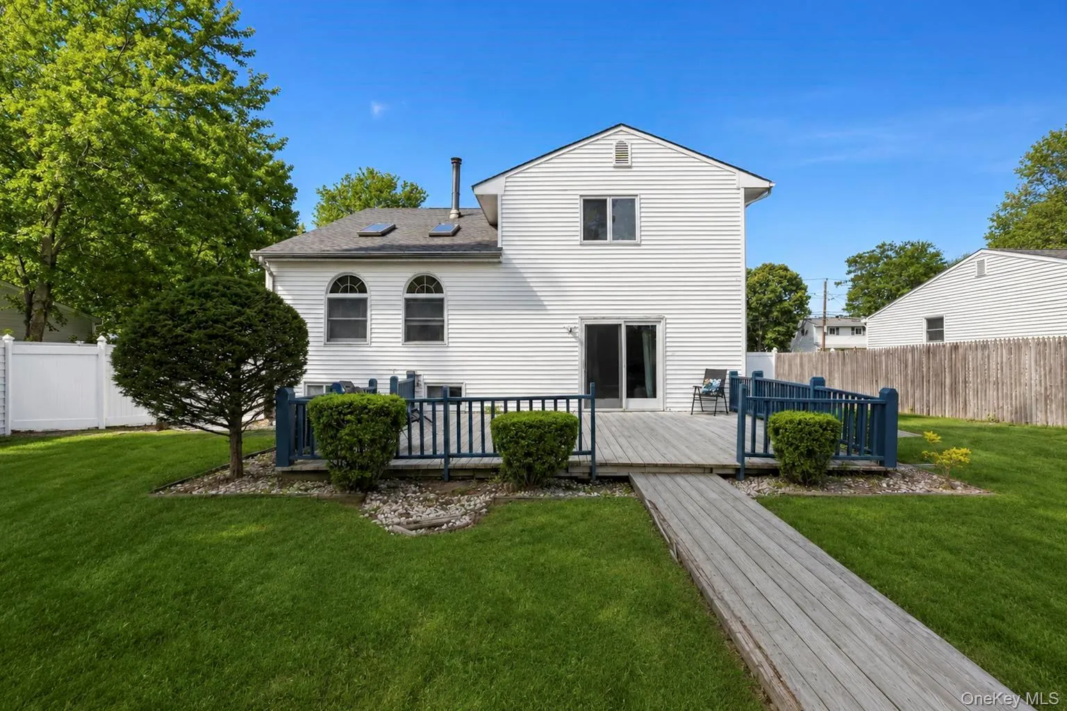 117 Selden Boulevard, Brookhaven, NY, 4 Bedrooms Bedrooms, 10 Rooms Rooms,2 BathroomsBathrooms,Residential,For Rent,Selden,0,1032034 117 Selden Boulevard, Brookhaven, NY, 4 Bedrooms Bedrooms, 10 Rooms Rooms,2 BathroomsBathrooms,Residential,For Rent,Selden,0,1032034