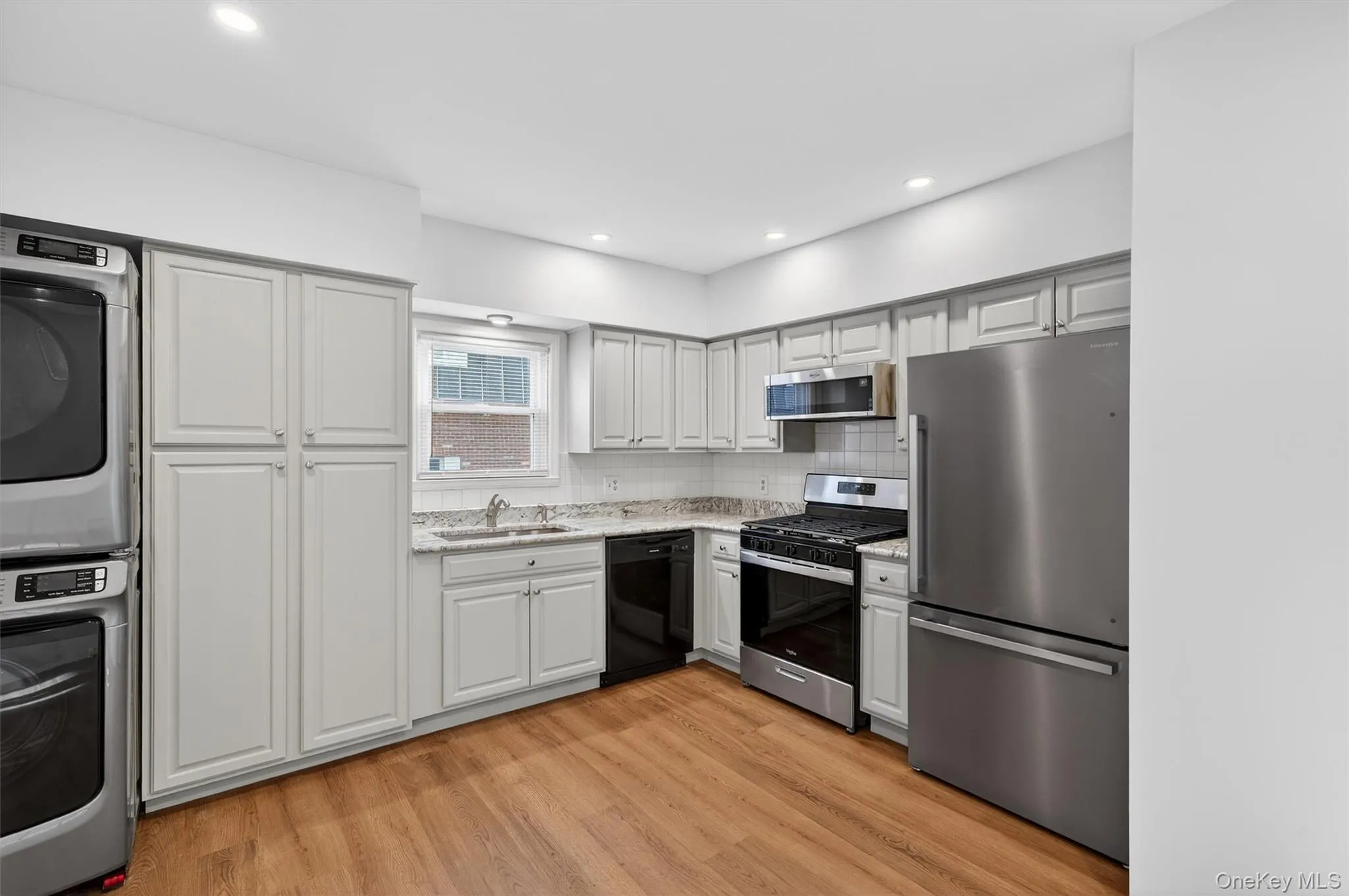 12 Scotchtown Avenue, Goshen, NY, 3 Bedrooms Bedrooms, 6 Rooms Rooms,1 BathroomBathrooms,Residential Lease,For Rent,Scotchtown,0,1032040 12 Scotchtown Avenue, Goshen, NY, 3 Bedrooms Bedrooms, 6 Rooms Rooms,1 BathroomBathrooms,Residential Lease,For Rent,Scotchtown,0,1032040