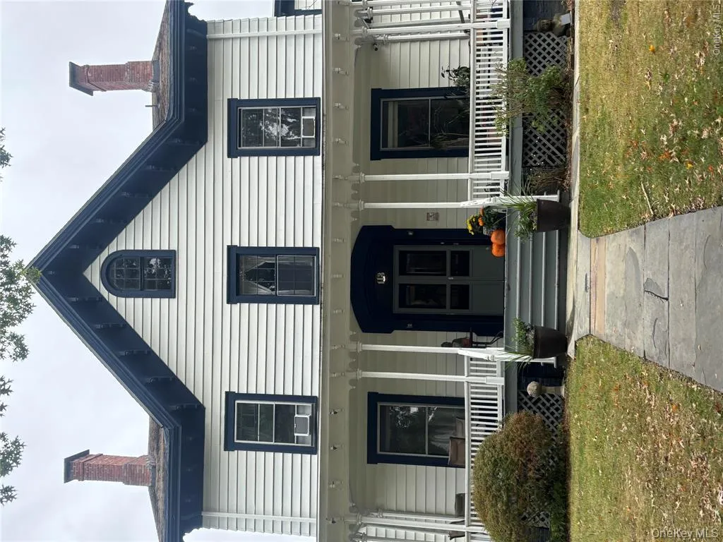 113 Academy Street, Poughkeepsie, NY, 2 Bedrooms Bedrooms, 6 Rooms Rooms,1 BathroomBathrooms,Residential Lease,For Rent,Academy Street,0,1032042 113 Academy Street, Poughkeepsie, NY, 2 Bedrooms Bedrooms, 6 Rooms Rooms,1 BathroomBathrooms,Residential Lease,For Rent,Academy Street,0,1032042
