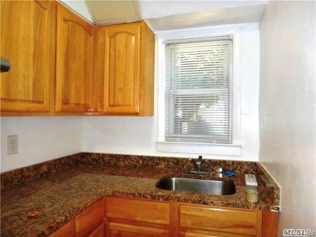 3903 216th Street, New York, NY, 2 Bedrooms Bedrooms, 4 Rooms Rooms,1 BathroomBathrooms,Residential Lease,For Rent,216th,0,1032044 3903 216th Street, New York, NY, 2 Bedrooms Bedrooms, 4 Rooms Rooms,1 BathroomBathrooms,Residential Lease,For Rent,216th,0,1032044