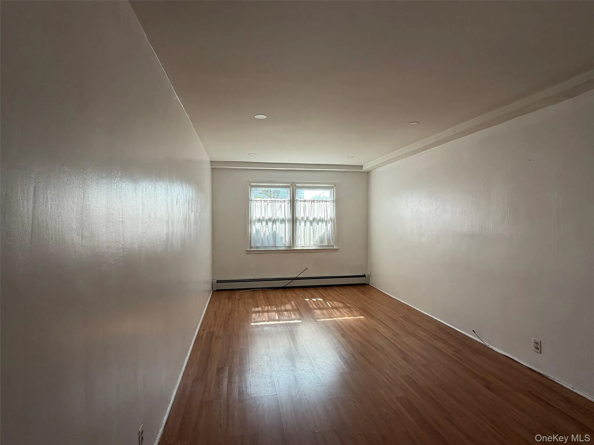 3903 216th Street, New York, NY, 2 Bedrooms Bedrooms, 4 Rooms Rooms,1 BathroomBathrooms,Residential Lease,For Rent,216th,0,1032044 3903 216th Street, New York, NY, 2 Bedrooms Bedrooms, 4 Rooms Rooms,1 BathroomBathrooms,Residential Lease,For Rent,216th,0,1032044