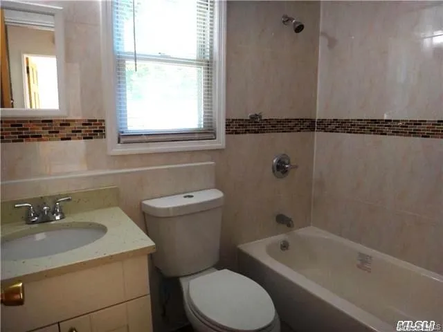 3903 216th Street, New York, NY, 2 Bedrooms Bedrooms, 4 Rooms Rooms,1 BathroomBathrooms,Residential Lease,For Rent,216th,0,1032044 3903 216th Street, New York, NY, 2 Bedrooms Bedrooms, 4 Rooms Rooms,1 BathroomBathrooms,Residential Lease,For Rent,216th,0,1032044