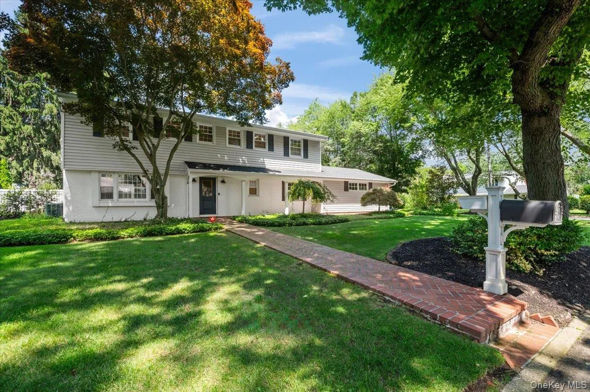 39 Marie Drive, Huntington, NY, 4 Bedrooms Bedrooms, 7 Rooms Rooms,2 BathroomsBathrooms,Residential,For Rent,Marie,0,1032051 39 Marie Drive, Huntington, NY, 4 Bedrooms Bedrooms, 7 Rooms Rooms,2 BathroomsBathrooms,Residential,For Rent,Marie,0,1032051