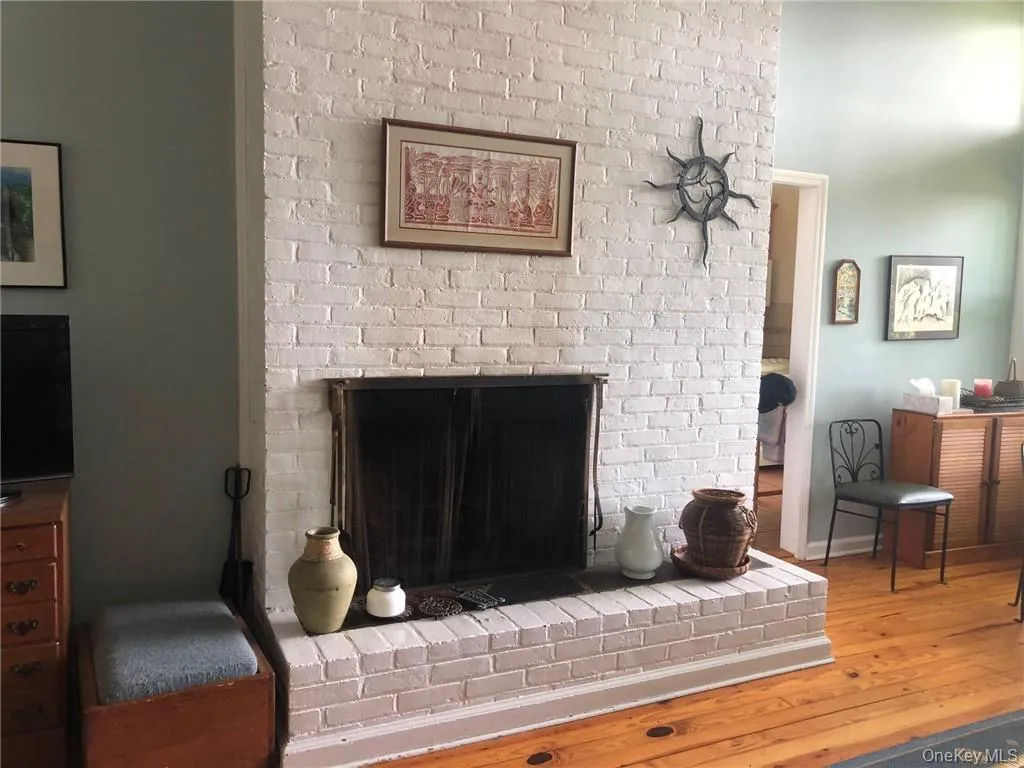 14 Frederick Street, Carmel, NY, 2 Bedrooms Bedrooms, 5 Rooms Rooms,1 BathroomBathrooms,Residential Lease,For Rent,Frederick,0,1032053 14 Frederick Street, Carmel, NY, 2 Bedrooms Bedrooms, 5 Rooms Rooms,1 BathroomBathrooms,Residential Lease,For Rent,Frederick,0,1032053