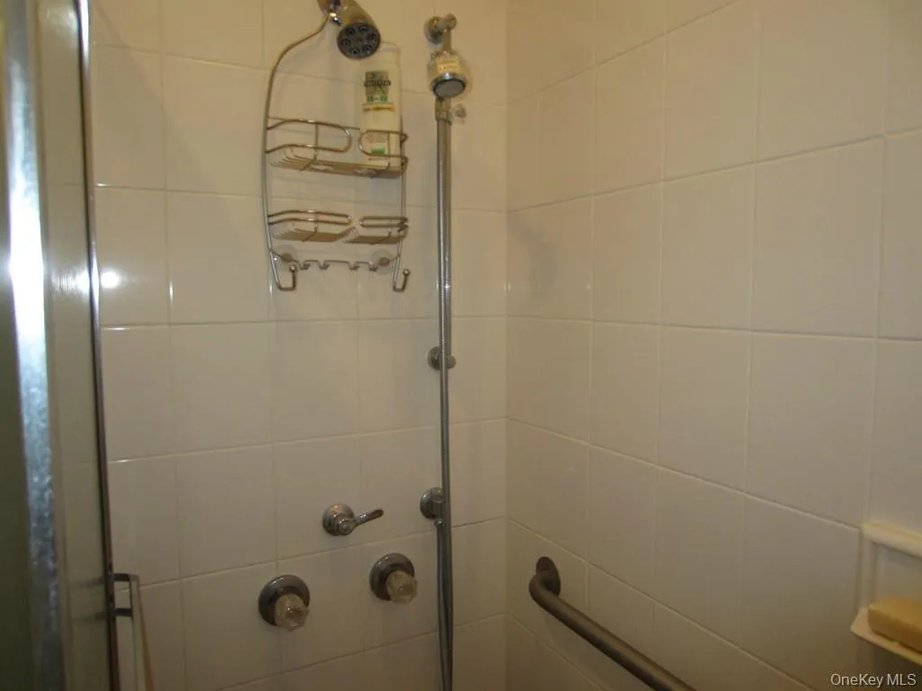 14 Frederick Street, Carmel, NY, 2 Bedrooms Bedrooms, 5 Rooms Rooms,1 BathroomBathrooms,Residential Lease,For Rent,Frederick,0,1032053 14 Frederick Street, Carmel, NY, 2 Bedrooms Bedrooms, 5 Rooms Rooms,1 BathroomBathrooms,Residential Lease,For Rent,Frederick,0,1032053