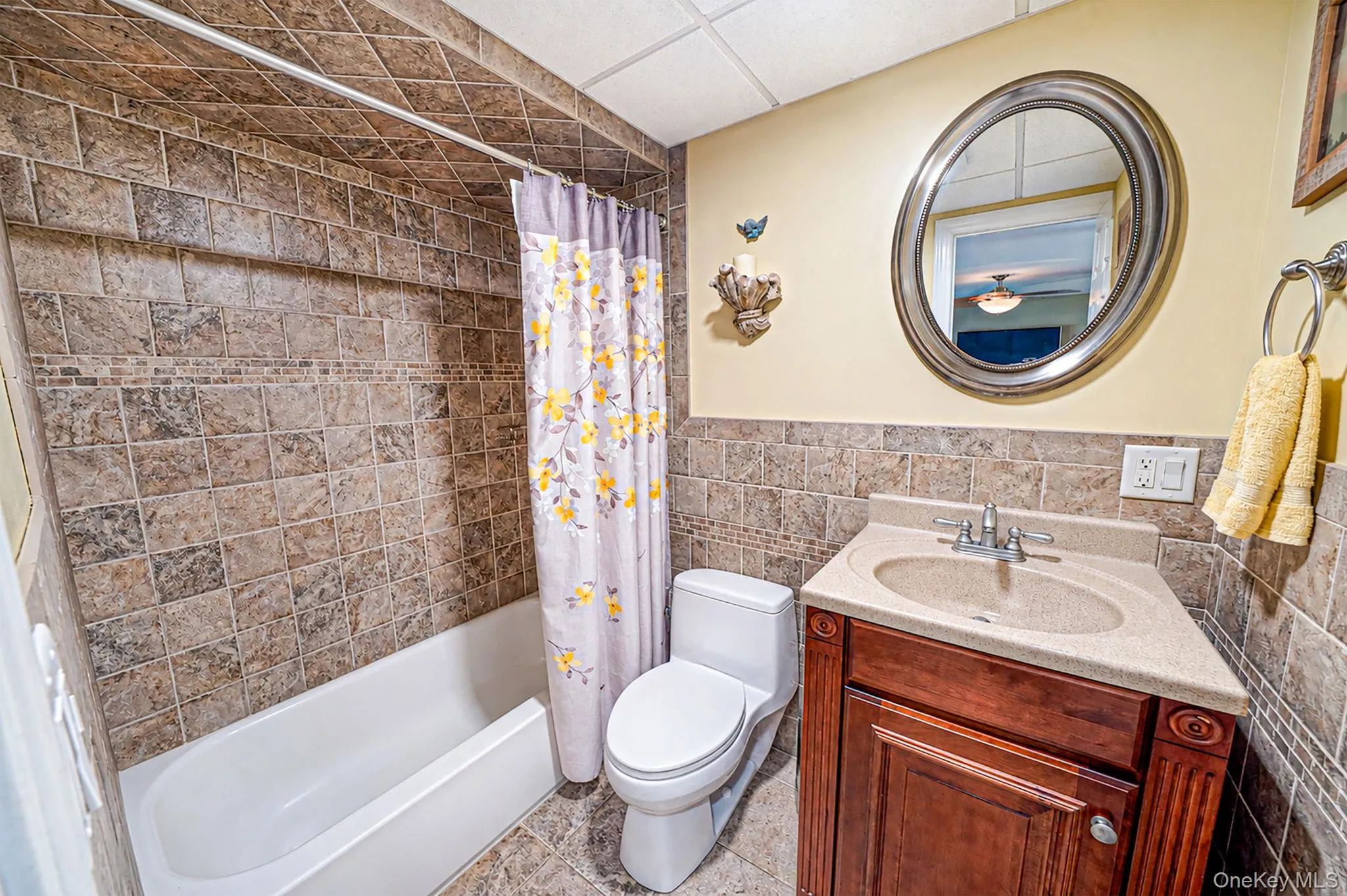 411 Robinson Avenue, Brookhaven, NY, 4 Bedrooms Bedrooms, 9 Rooms Rooms,3 BathroomsBathrooms,Residential,For Rent,Robinson,0,1032055 411 Robinson Avenue, Brookhaven, NY, 4 Bedrooms Bedrooms, 9 Rooms Rooms,3 BathroomsBathrooms,Residential,For Rent,Robinson,0,1032055