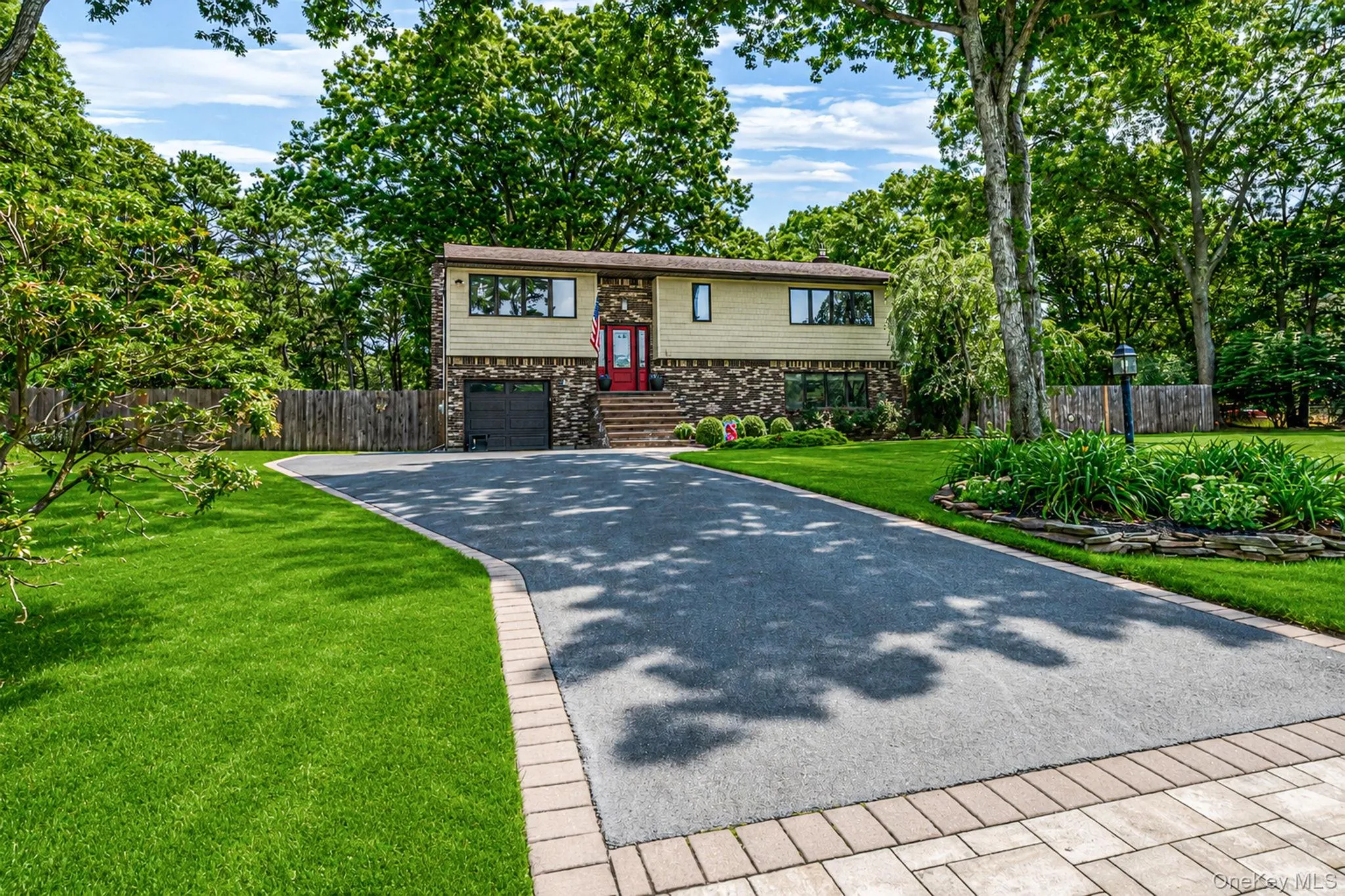 411 Robinson Avenue, Brookhaven, NY, 4 Bedrooms Bedrooms, 9 Rooms Rooms,3 BathroomsBathrooms,Residential,For Rent,Robinson,0,1032055 411 Robinson Avenue, Brookhaven, NY, 4 Bedrooms Bedrooms, 9 Rooms Rooms,3 BathroomsBathrooms,Residential,For Rent,Robinson,0,1032055