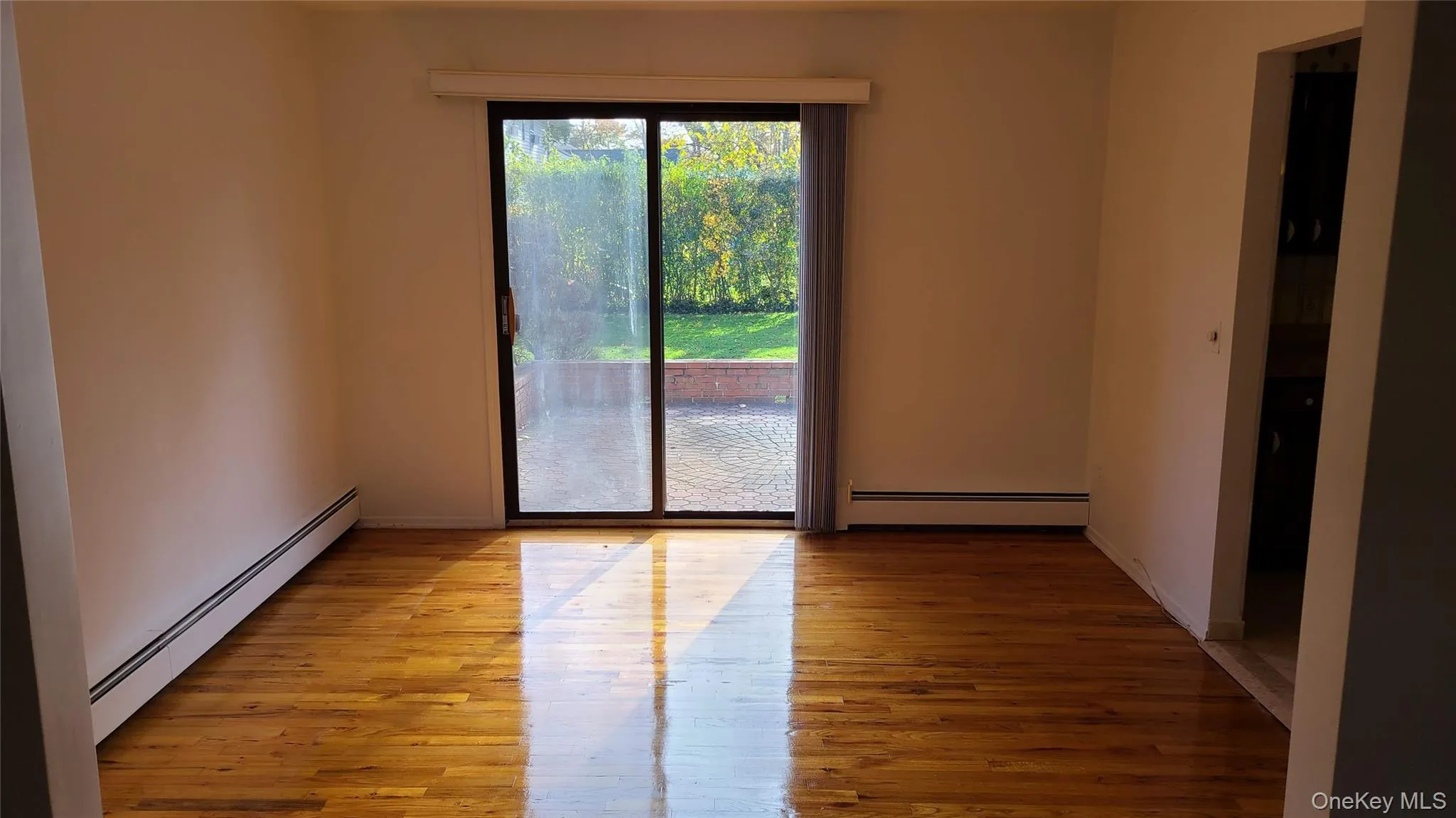 3 Landing Road, Glen Cove, NY, 3 Bedrooms Bedrooms, 6 Rooms Rooms,2 BathroomsBathrooms,Residential Lease,For Rent,Landing,0,1032058 3 Landing Road, Glen Cove, NY, 3 Bedrooms Bedrooms, 6 Rooms Rooms,2 BathroomsBathrooms,Residential Lease,For Rent,Landing,0,1032058