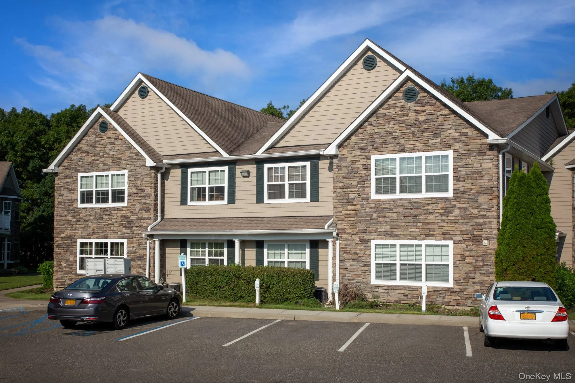 217 Adams Way, Islip, NY, 1 Bedroom Bedrooms, 4 Rooms Rooms,1 BathroomBathrooms,Residential Lease,For Rent,Adams,0,1032062 217 Adams Way, Islip, NY, 1 Bedroom Bedrooms, 4 Rooms Rooms,1 BathroomBathrooms,Residential Lease,For Rent,Adams,0,1032062