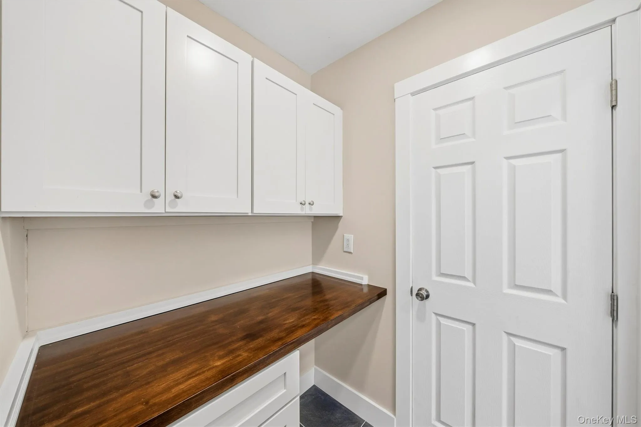 12 Dickerson Place, Warwick (town), NY, 3 Bedrooms Bedrooms, 7 Rooms Rooms,1 BathroomBathrooms,Residential Lease,For Rent,Dickerson,0,1032068 12 Dickerson Place, Warwick (town), NY, 3 Bedrooms Bedrooms, 7 Rooms Rooms,1 BathroomBathrooms,Residential Lease,For Rent,Dickerson,0,1032068