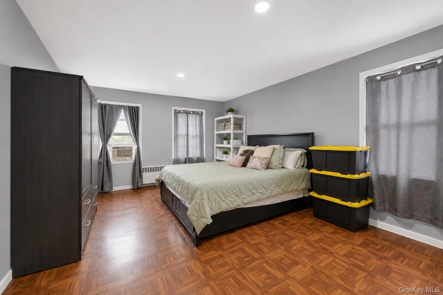 25 Putnam Avenue, West Babylon, NY, 3 Bedrooms Bedrooms, 4 Rooms Rooms,2 BathroomsBathrooms,Residential,For Rent,Putnam,0,1032074 25 Putnam Avenue, West Babylon, NY, 3 Bedrooms Bedrooms, 4 Rooms Rooms,2 BathroomsBathrooms,Residential,For Rent,Putnam,0,1032074