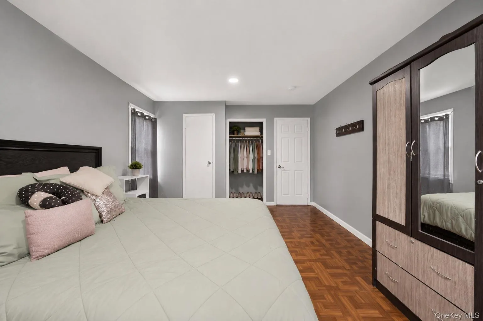 25 Putnam Avenue, West Babylon, NY, 3 Bedrooms Bedrooms, 4 Rooms Rooms,2 BathroomsBathrooms,Residential,For Rent,Putnam,0,1032074 25 Putnam Avenue, West Babylon, NY, 3 Bedrooms Bedrooms, 4 Rooms Rooms,2 BathroomsBathrooms,Residential,For Rent,Putnam,0,1032074