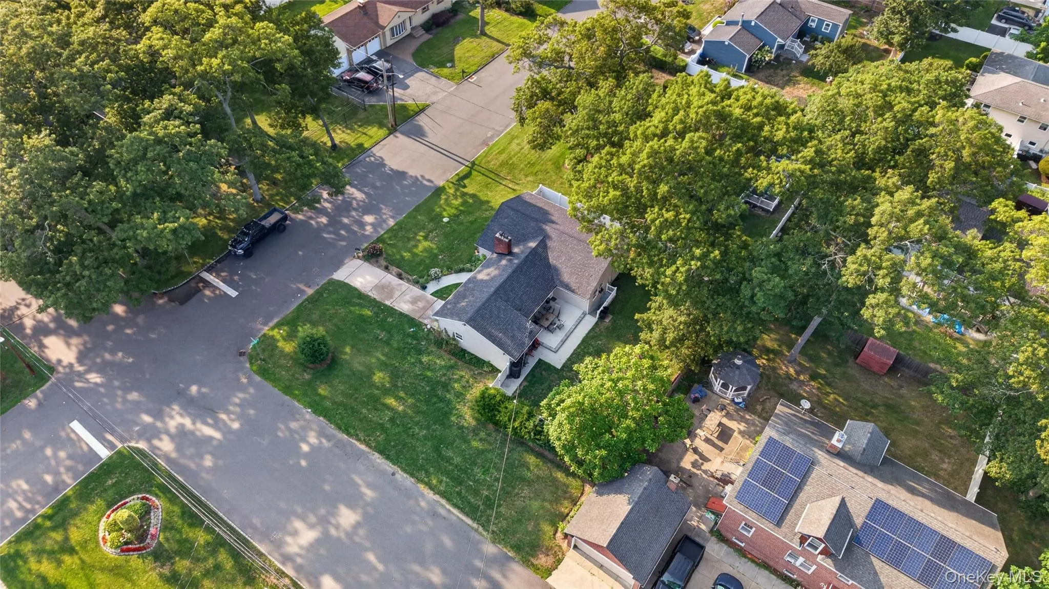 25 Putnam Avenue, West Babylon, NY, 3 Bedrooms Bedrooms, 4 Rooms Rooms,2 BathroomsBathrooms,Residential,For Rent,Putnam,0,1032074 25 Putnam Avenue, West Babylon, NY, 3 Bedrooms Bedrooms, 4 Rooms Rooms,2 BathroomsBathrooms,Residential,For Rent,Putnam,0,1032074