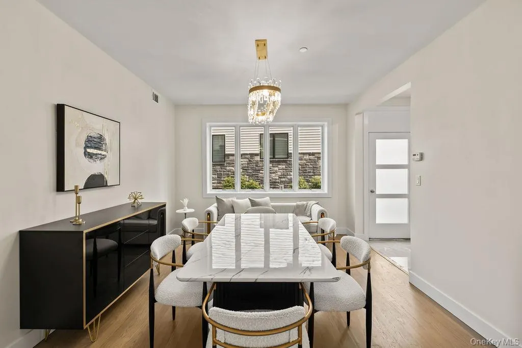 17 Lazer Court, Ramapo, NY, 3 Bedrooms Bedrooms, 5 Rooms Rooms,1 BathroomBathrooms,Residential,For Rent,Lazer,0,1032082 17 Lazer Court, Ramapo, NY, 3 Bedrooms Bedrooms, 5 Rooms Rooms,1 BathroomBathrooms,Residential,For Rent,Lazer,0,1032082