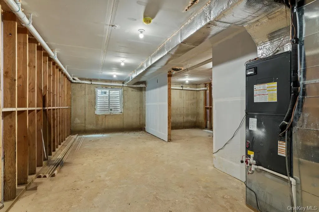 17 Lazer Court, Ramapo, NY, 3 Bedrooms Bedrooms, 5 Rooms Rooms,1 BathroomBathrooms,Residential,For Rent,Lazer,0,1032082 17 Lazer Court, Ramapo, NY, 3 Bedrooms Bedrooms, 5 Rooms Rooms,1 BathroomBathrooms,Residential,For Rent,Lazer,0,1032082