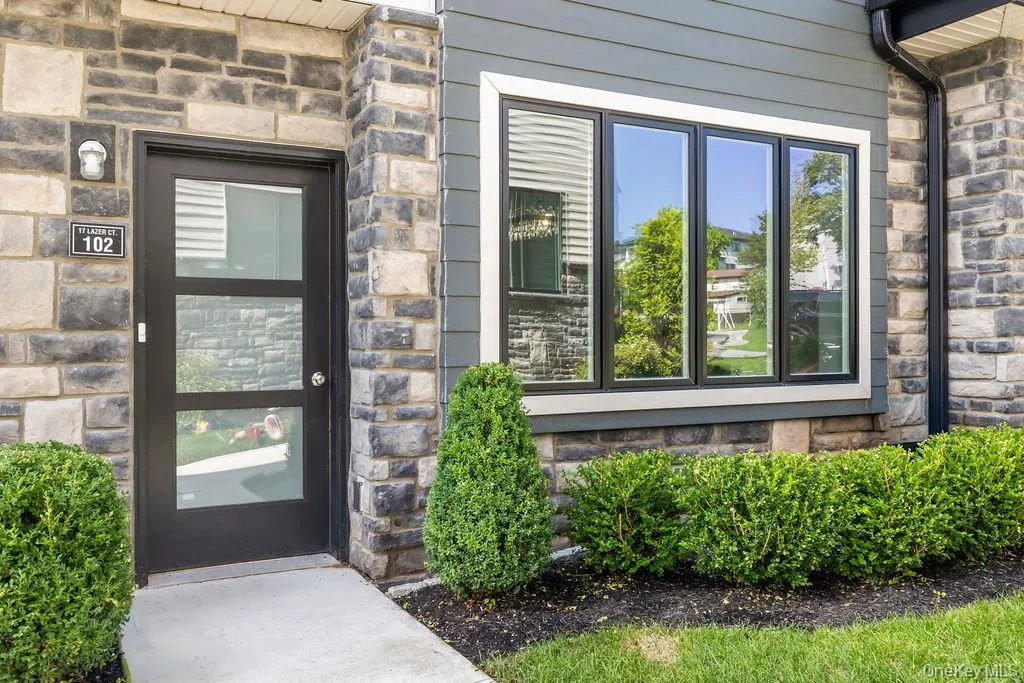 17 Lazer Court, Ramapo, NY, 3 Bedrooms Bedrooms, 5 Rooms Rooms,1 BathroomBathrooms,Residential,For Rent,Lazer,0,1032082 17 Lazer Court, Ramapo, NY, 3 Bedrooms Bedrooms, 5 Rooms Rooms,1 BathroomBathrooms,Residential,For Rent,Lazer,0,1032082