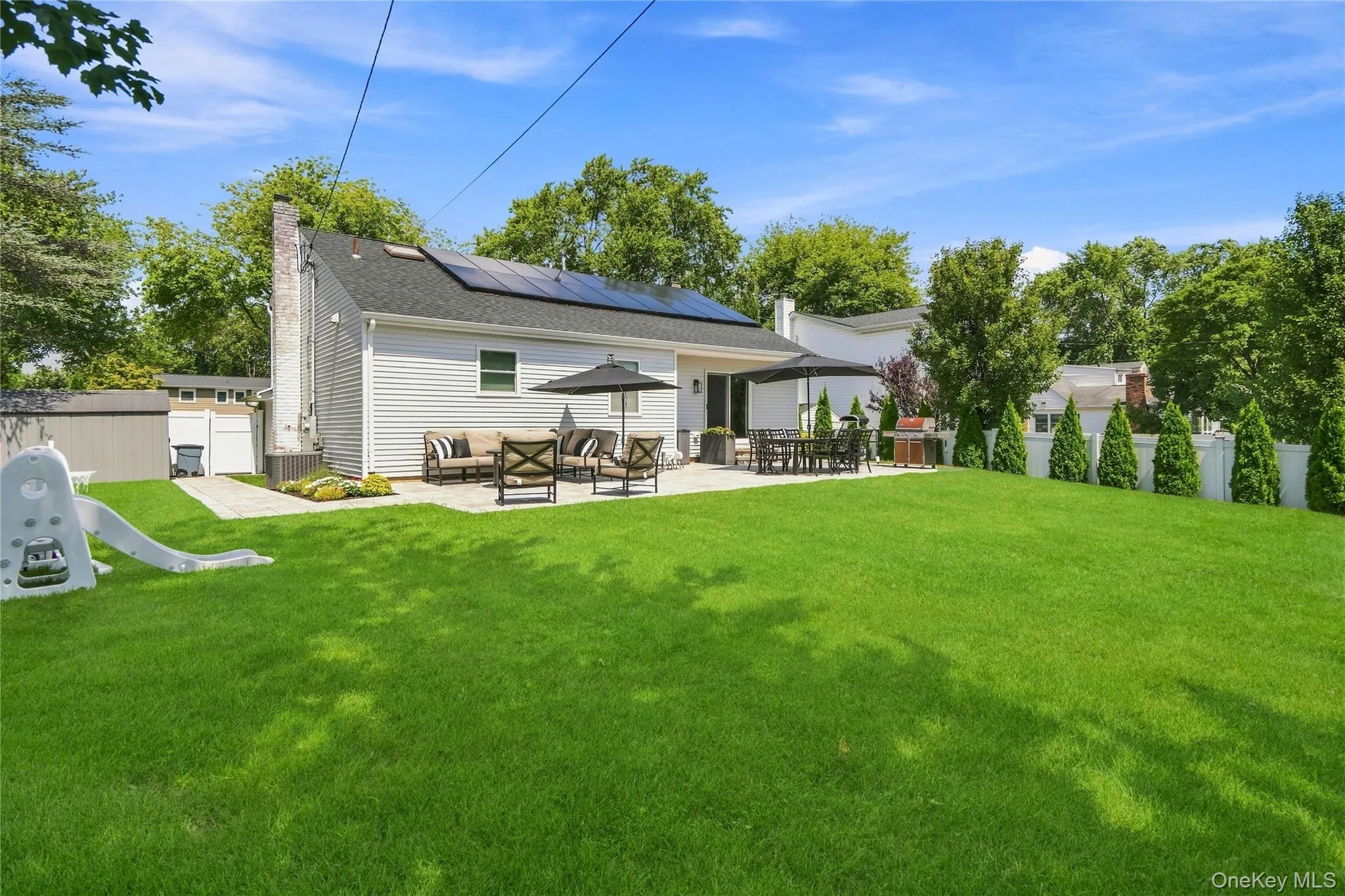 14 Elder Drive, Smithtown, NY, 3 Bedrooms Bedrooms, 7 Rooms Rooms,2 BathroomsBathrooms,Residential,For Rent,Elder,0,1032087 14 Elder Drive, Smithtown, NY, 3 Bedrooms Bedrooms, 7 Rooms Rooms,2 BathroomsBathrooms,Residential,For Rent,Elder,0,1032087