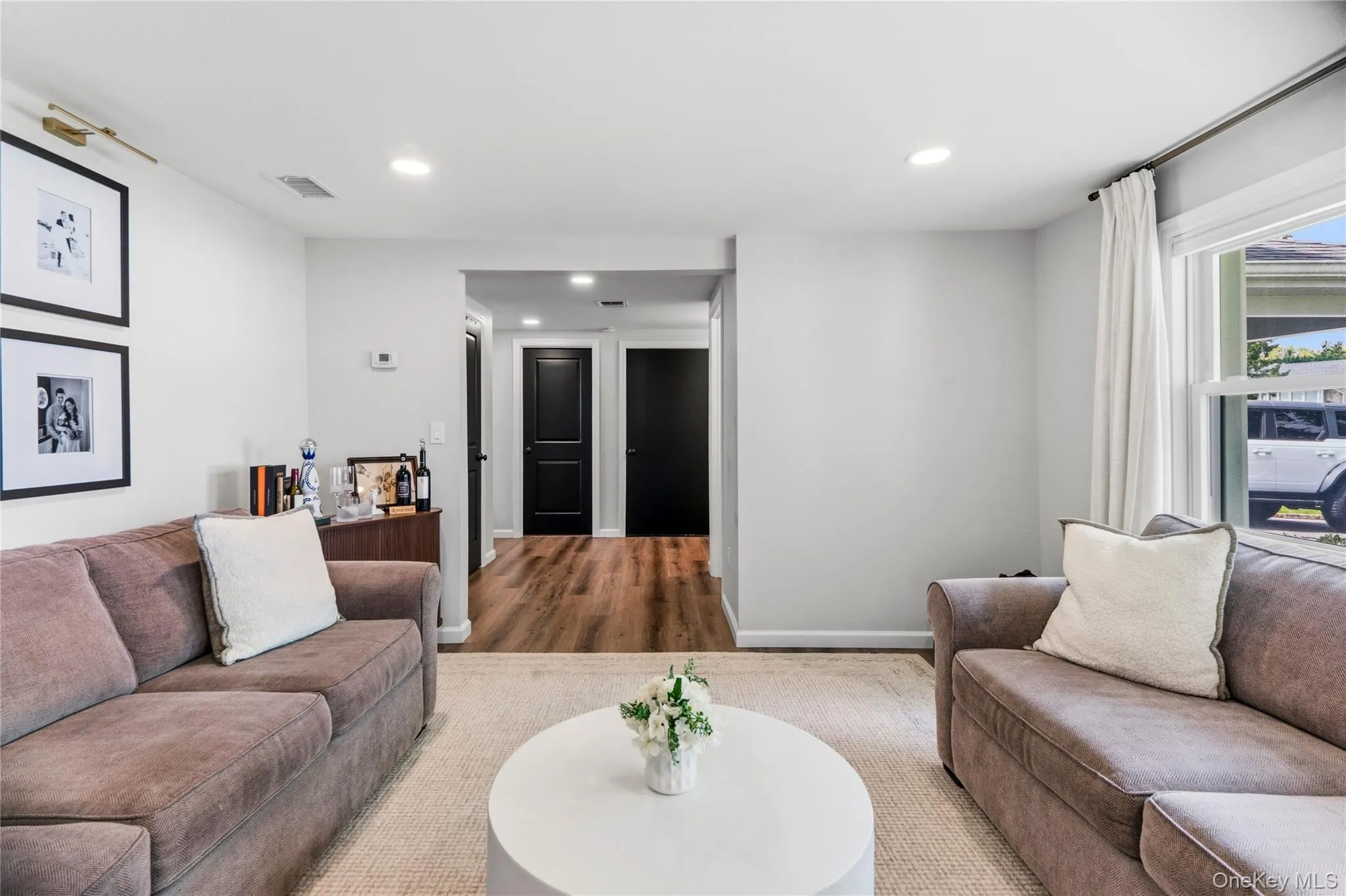 14 Elder Drive, Smithtown, NY, 3 Bedrooms Bedrooms, 7 Rooms Rooms,2 BathroomsBathrooms,Residential,For Rent,Elder,0,1032087 14 Elder Drive, Smithtown, NY, 3 Bedrooms Bedrooms, 7 Rooms Rooms,2 BathroomsBathrooms,Residential,For Rent,Elder,0,1032087