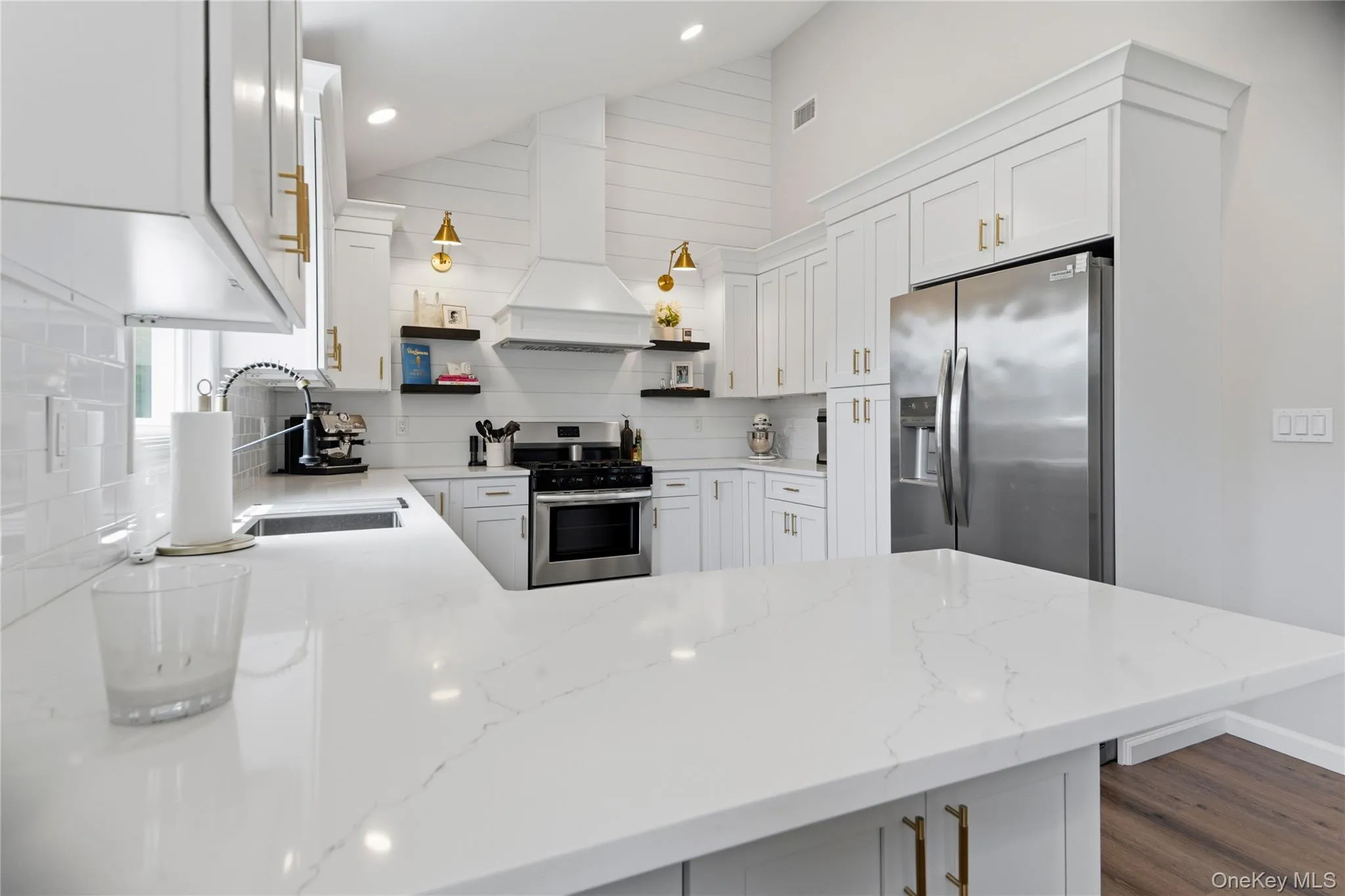 14 Elder Drive, Smithtown, NY, 3 Bedrooms Bedrooms, 7 Rooms Rooms,2 BathroomsBathrooms,Residential,For Rent,Elder,0,1032087 14 Elder Drive, Smithtown, NY, 3 Bedrooms Bedrooms, 7 Rooms Rooms,2 BathroomsBathrooms,Residential,For Rent,Elder,0,1032087