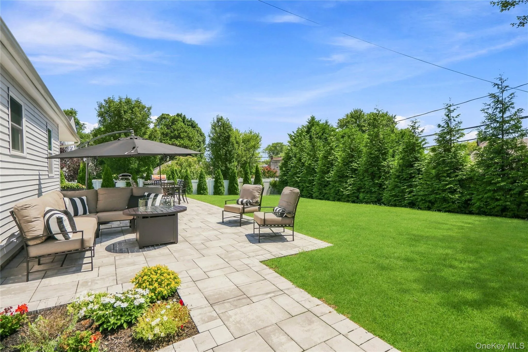 14 Elder Drive, Smithtown, NY, 3 Bedrooms Bedrooms, 7 Rooms Rooms,2 BathroomsBathrooms,Residential,For Rent,Elder,0,1032087 14 Elder Drive, Smithtown, NY, 3 Bedrooms Bedrooms, 7 Rooms Rooms,2 BathroomsBathrooms,Residential,For Rent,Elder,0,1032087