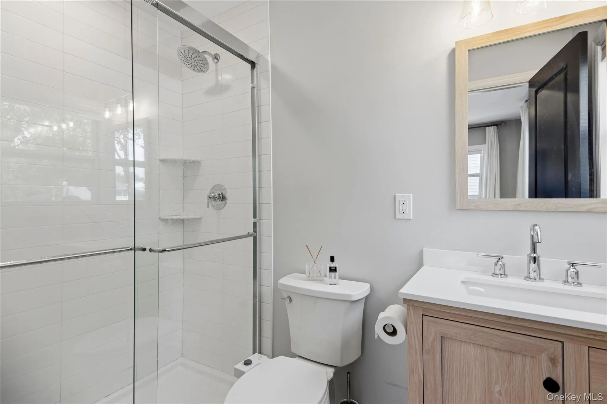 14 Elder Drive, Smithtown, NY, 3 Bedrooms Bedrooms, 7 Rooms Rooms,2 BathroomsBathrooms,Residential,For Rent,Elder,0,1032087 14 Elder Drive, Smithtown, NY, 3 Bedrooms Bedrooms, 7 Rooms Rooms,2 BathroomsBathrooms,Residential,For Rent,Elder,0,1032087