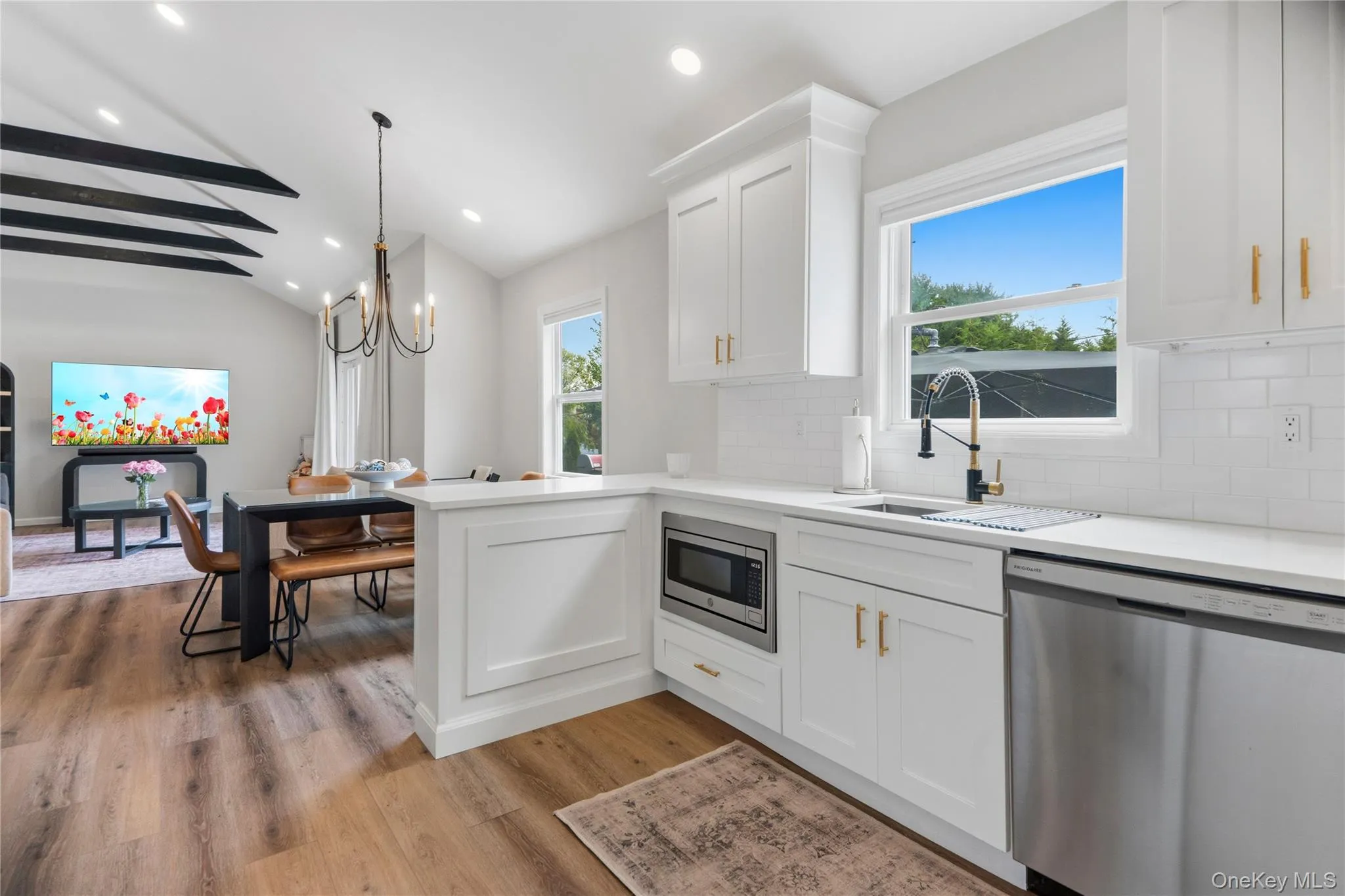 14 Elder Drive, Smithtown, NY, 3 Bedrooms Bedrooms, 7 Rooms Rooms,2 BathroomsBathrooms,Residential,For Rent,Elder,0,1032087 14 Elder Drive, Smithtown, NY, 3 Bedrooms Bedrooms, 7 Rooms Rooms,2 BathroomsBathrooms,Residential,For Rent,Elder,0,1032087