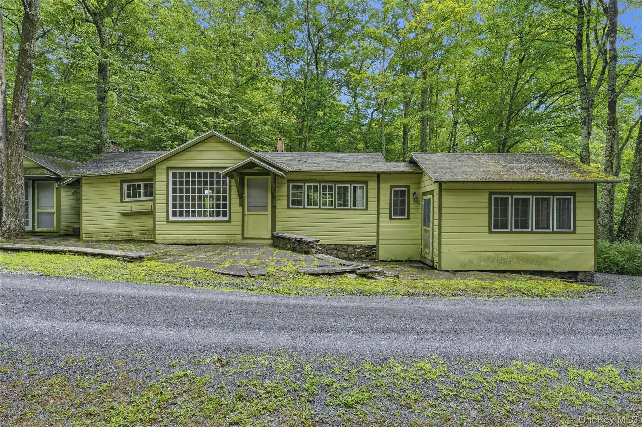 2320 Glasco Turnpike, Woodstock, NY, 8 Bedrooms Bedrooms, 17 Rooms Rooms,5 BathroomsBathrooms,Residential,For Rent,Glasco,0,1032089 2320 Glasco Turnpike, Woodstock, NY, 8 Bedrooms Bedrooms, 17 Rooms Rooms,5 BathroomsBathrooms,Residential,For Rent,Glasco,0,1032089