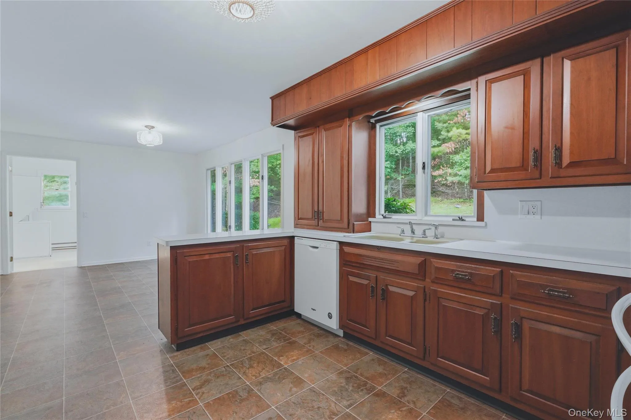 2320 Glasco Turnpike, Woodstock, NY, 8 Bedrooms Bedrooms, 17 Rooms Rooms,5 BathroomsBathrooms,Residential,For Rent,Glasco,0,1032089 2320 Glasco Turnpike, Woodstock, NY, 8 Bedrooms Bedrooms, 17 Rooms Rooms,5 BathroomsBathrooms,Residential,For Rent,Glasco,0,1032089