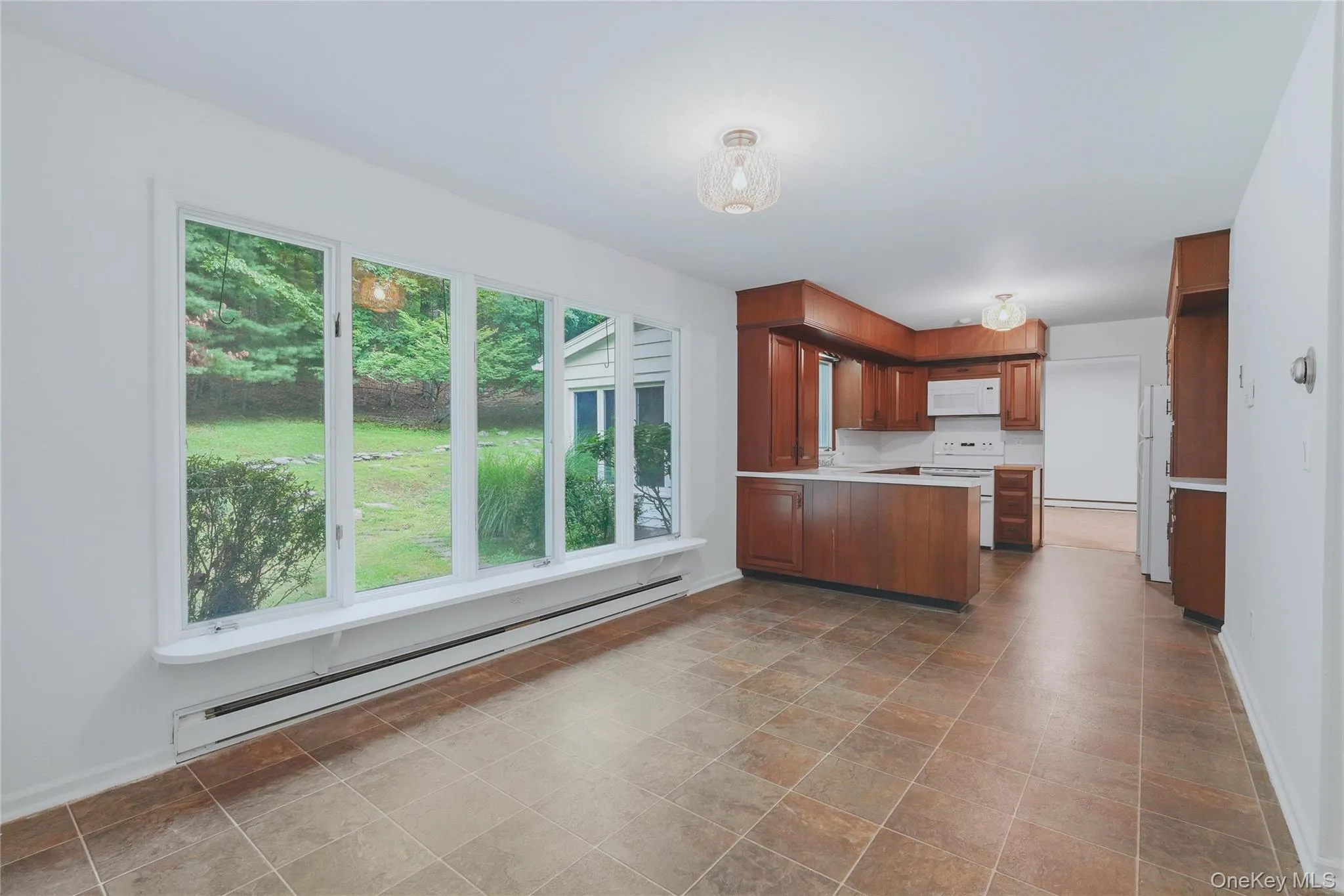 2320 Glasco Turnpike, Woodstock, NY, 8 Bedrooms Bedrooms, 17 Rooms Rooms,5 BathroomsBathrooms,Residential,For Rent,Glasco,0,1032089 2320 Glasco Turnpike, Woodstock, NY, 8 Bedrooms Bedrooms, 17 Rooms Rooms,5 BathroomsBathrooms,Residential,For Rent,Glasco,0,1032089