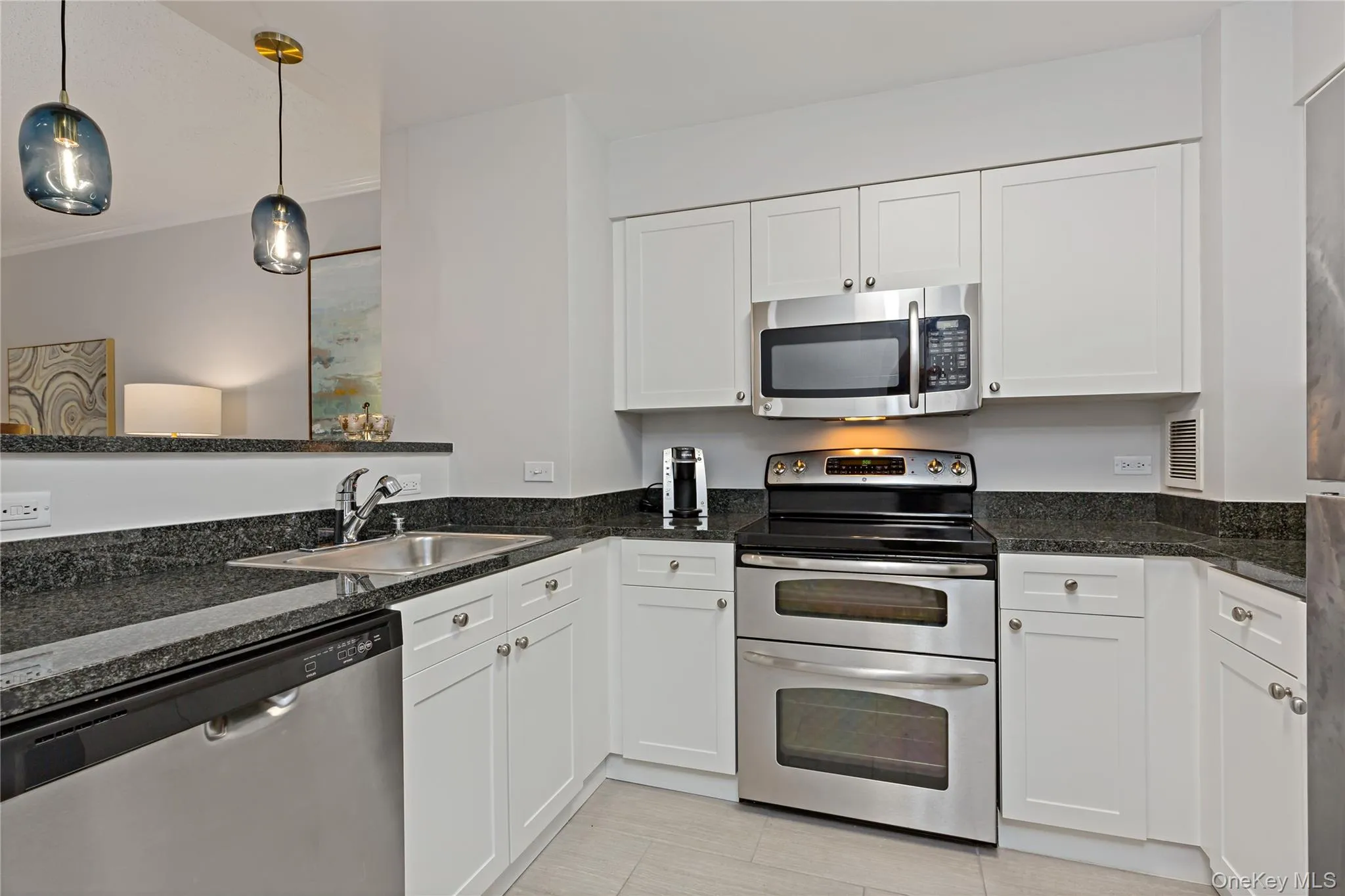 300 Mamaroneck, White Plains, NY, 1 Bedroom Bedrooms, 2 Rooms Rooms,1 BathroomBathrooms,Residential Lease,For Rent,Mamaroneck,0,1032098 300 Mamaroneck, White Plains, NY, 1 Bedroom Bedrooms, 2 Rooms Rooms,1 BathroomBathrooms,Residential Lease,For Rent,Mamaroneck,0,1032098