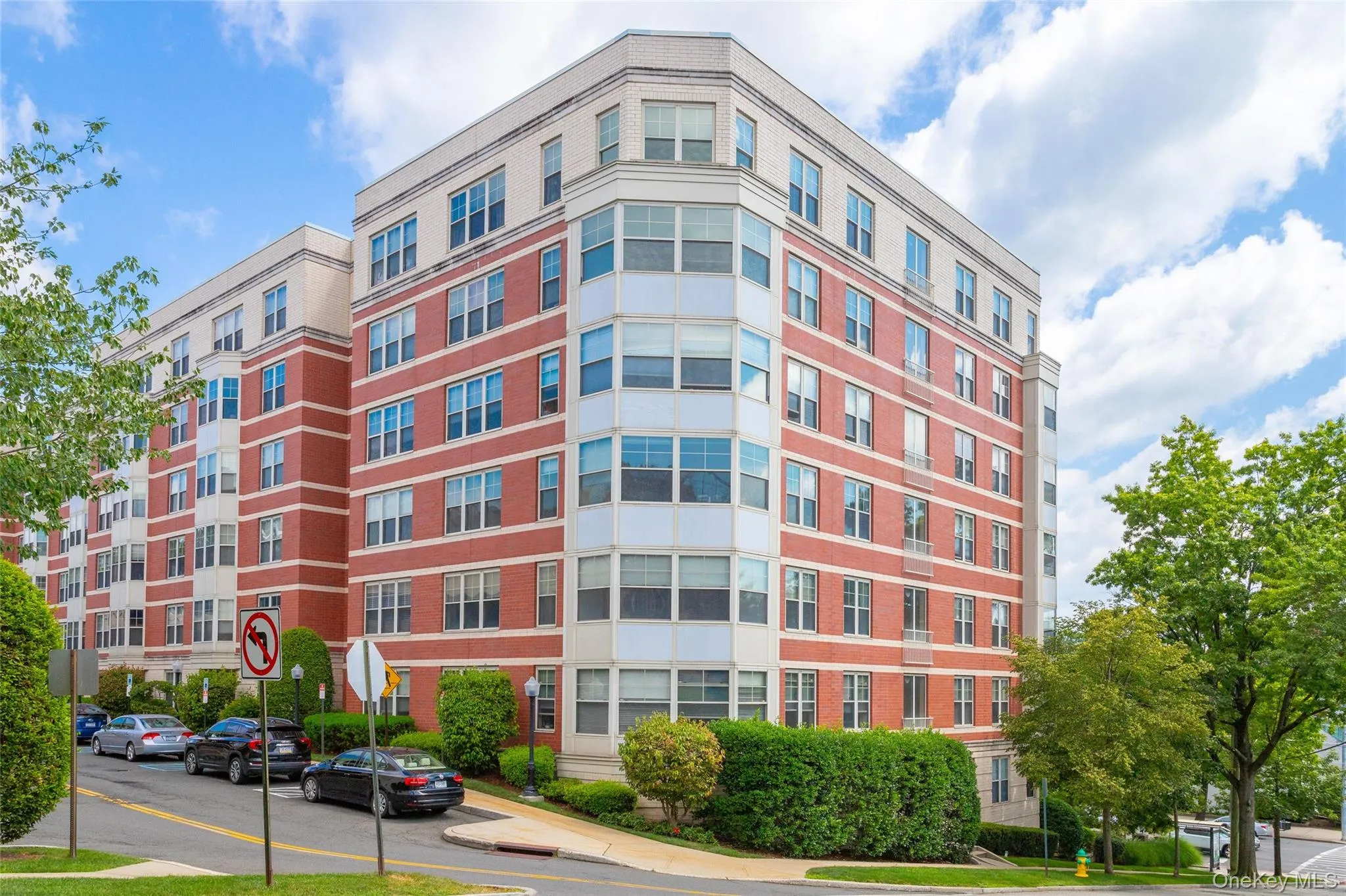 300 Mamaroneck, White Plains, NY, 1 Bedroom Bedrooms, 2 Rooms Rooms,1 BathroomBathrooms,Residential Lease,For Rent,Mamaroneck,0,1032098 300 Mamaroneck, White Plains, NY, 1 Bedroom Bedrooms, 2 Rooms Rooms,1 BathroomBathrooms,Residential Lease,For Rent,Mamaroneck,0,1032098