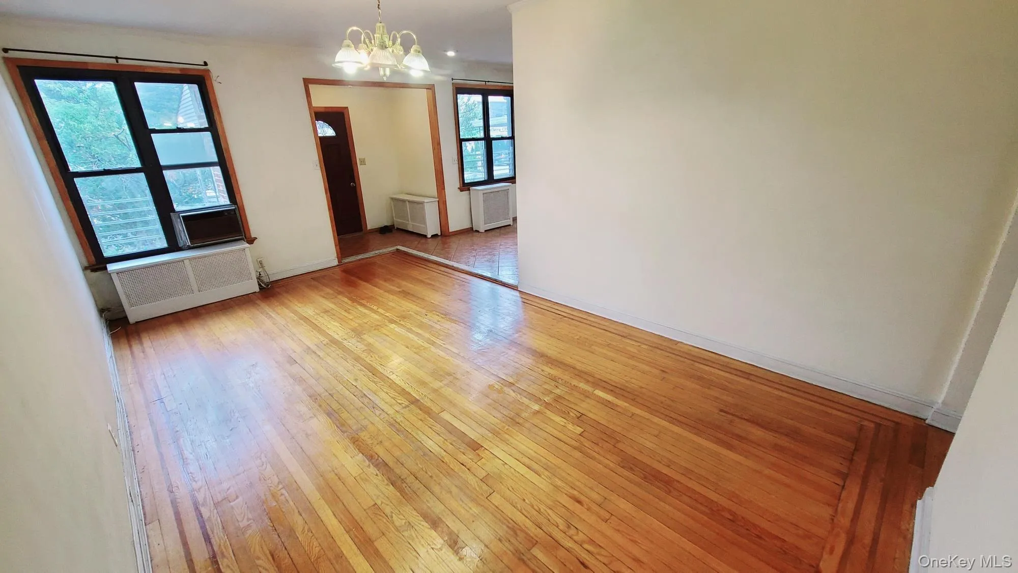 85-78 66th Avenue, New York, NY, 2 Bedrooms Bedrooms, 4 Rooms Rooms,2 BathroomsBathrooms,Residential Lease,For Rent,66th,0,1032103 85-78 66th Avenue, New York, NY, 2 Bedrooms Bedrooms, 4 Rooms Rooms,2 BathroomsBathrooms,Residential Lease,For Rent,66th,0,1032103
