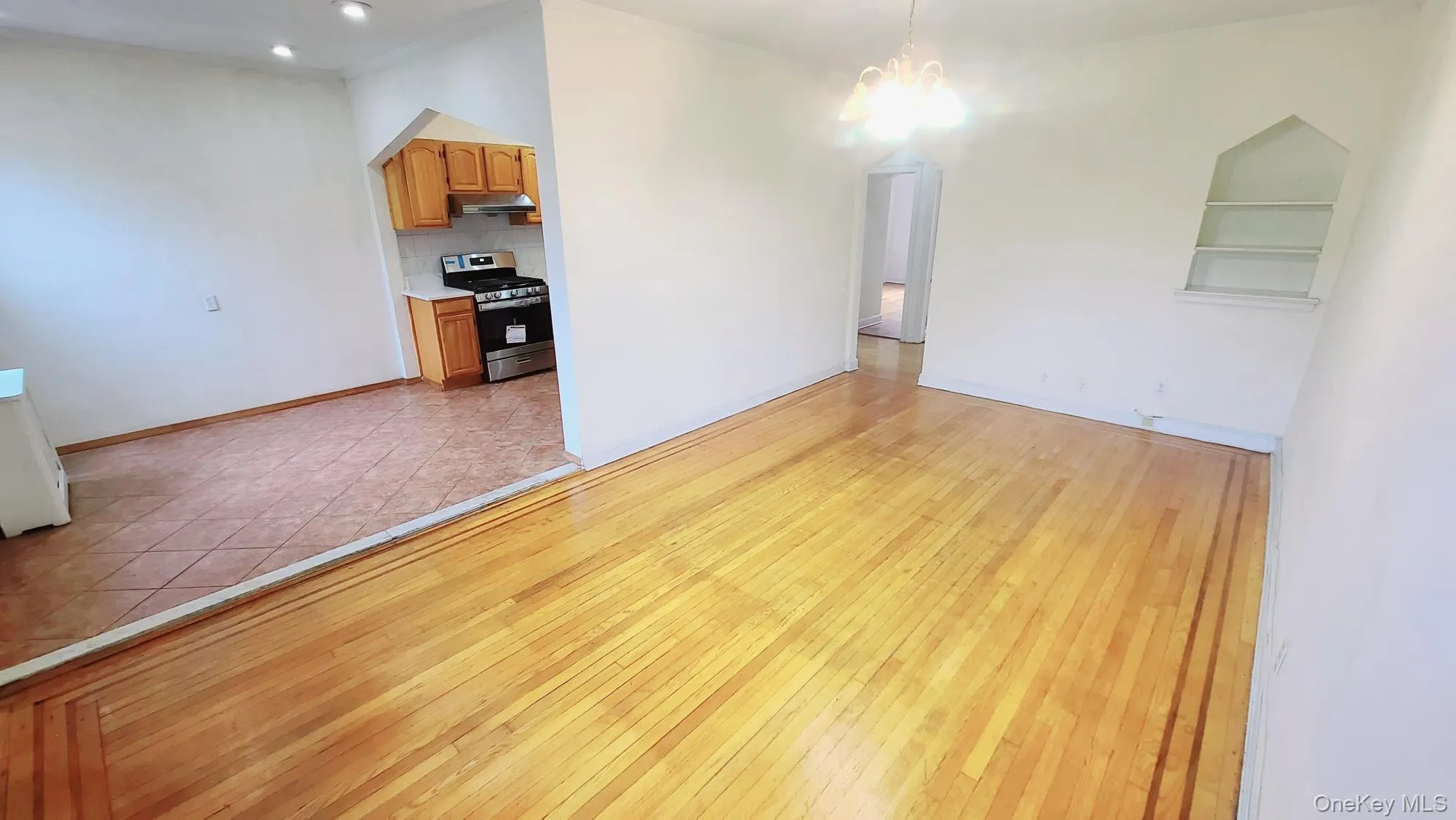 85-78 66th Avenue, New York, NY, 2 Bedrooms Bedrooms, 4 Rooms Rooms,2 BathroomsBathrooms,Residential Lease,For Rent,66th,0,1032103 85-78 66th Avenue, New York, NY, 2 Bedrooms Bedrooms, 4 Rooms Rooms,2 BathroomsBathrooms,Residential Lease,For Rent,66th,0,1032103