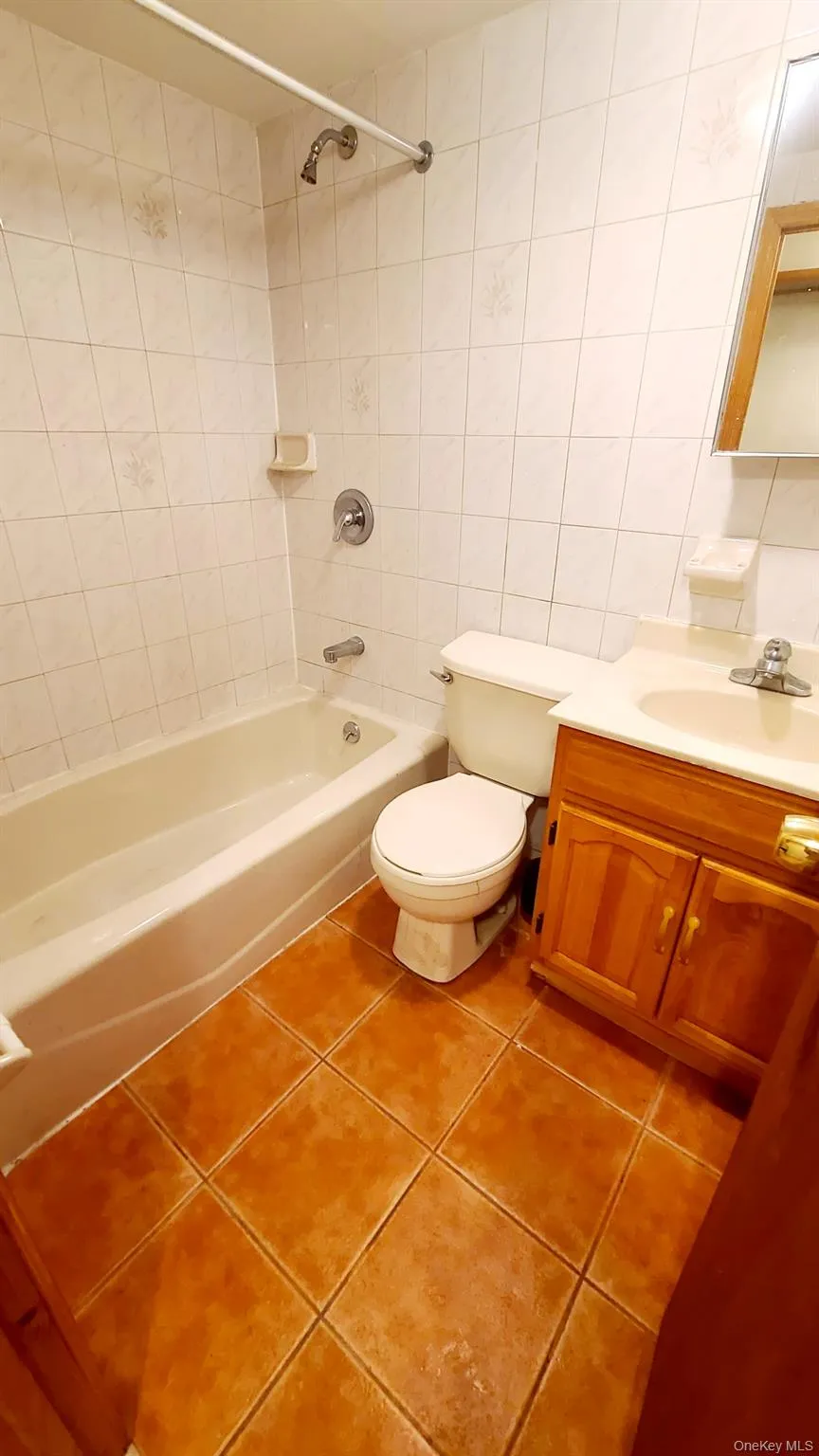 85-78 66th Avenue, New York, NY, 2 Bedrooms Bedrooms, 4 Rooms Rooms,2 BathroomsBathrooms,Residential Lease,For Rent,66th,0,1032103 85-78 66th Avenue, New York, NY, 2 Bedrooms Bedrooms, 4 Rooms Rooms,2 BathroomsBathrooms,Residential Lease,For Rent,66th,0,1032103