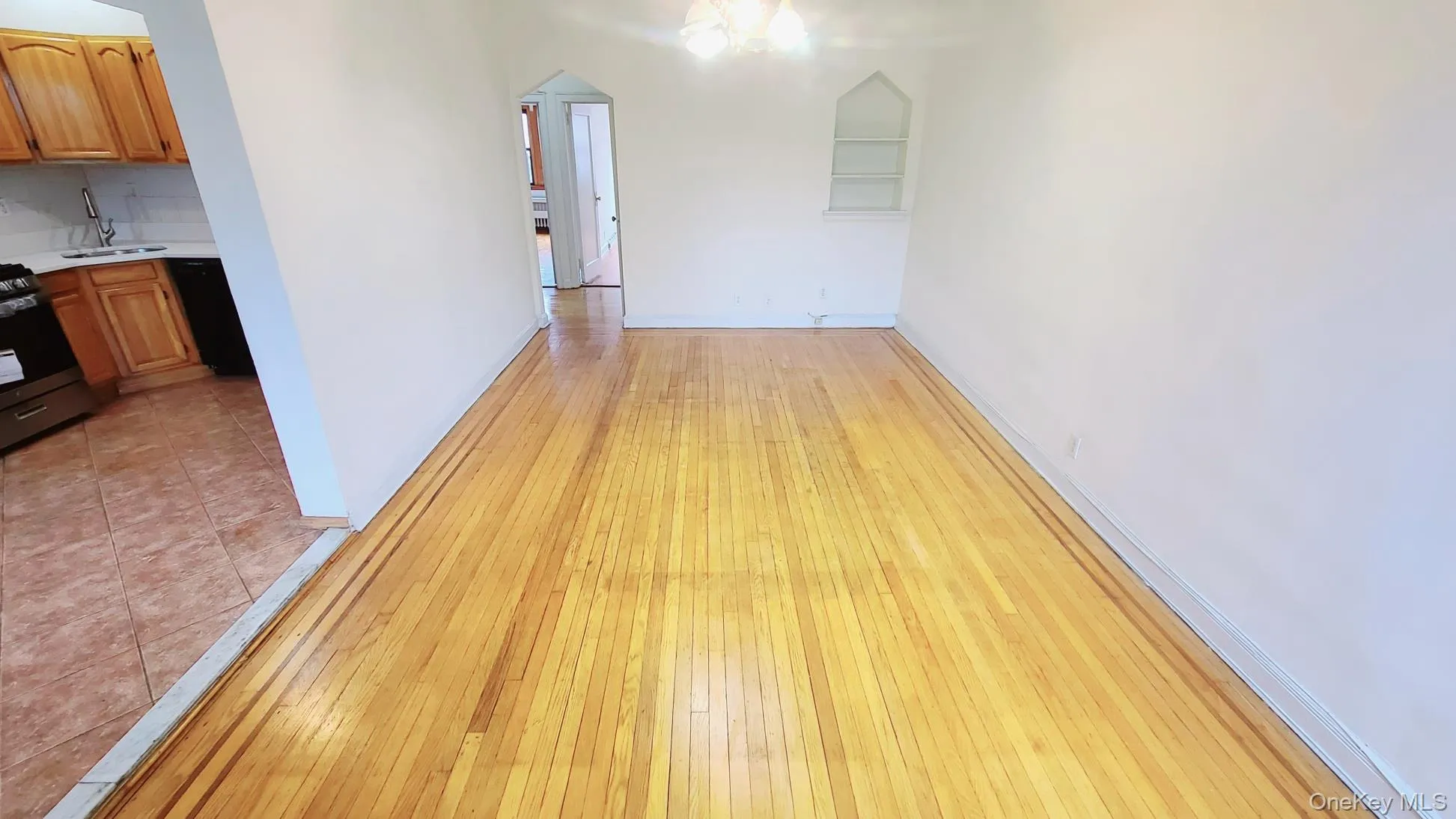 85-78 66th Avenue, New York, NY, 2 Bedrooms Bedrooms, 4 Rooms Rooms,2 BathroomsBathrooms,Residential Lease,For Rent,66th,0,1032103 85-78 66th Avenue, New York, NY, 2 Bedrooms Bedrooms, 4 Rooms Rooms,2 BathroomsBathrooms,Residential Lease,For Rent,66th,0,1032103