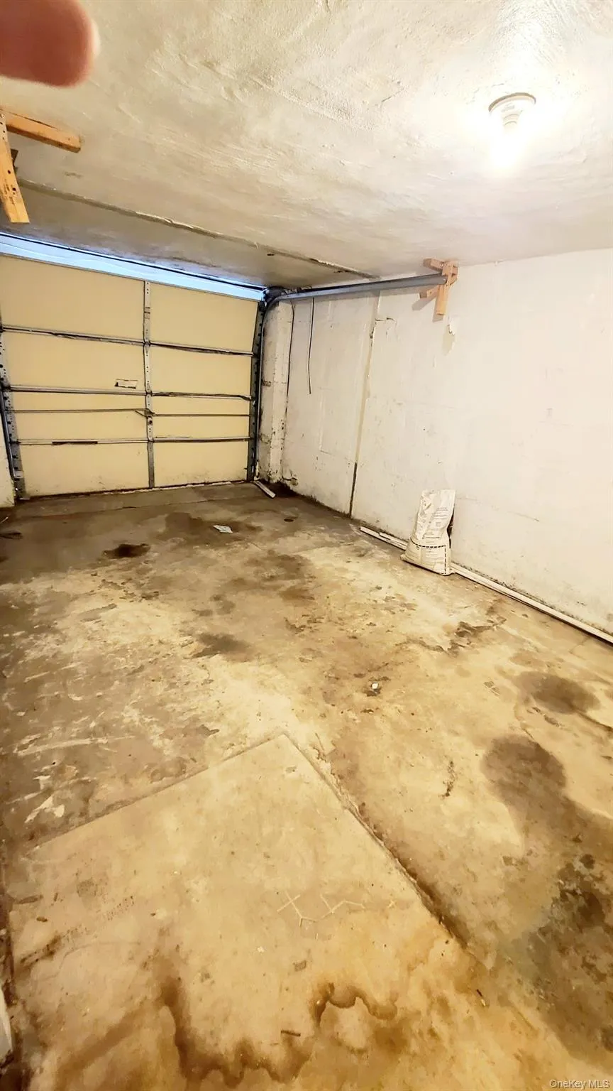 85-78 66th Avenue, New York, NY, 2 Bedrooms Bedrooms, 4 Rooms Rooms,2 BathroomsBathrooms,Residential Lease,For Rent,66th,0,1032103 85-78 66th Avenue, New York, NY, 2 Bedrooms Bedrooms, 4 Rooms Rooms,2 BathroomsBathrooms,Residential Lease,For Rent,66th,0,1032103